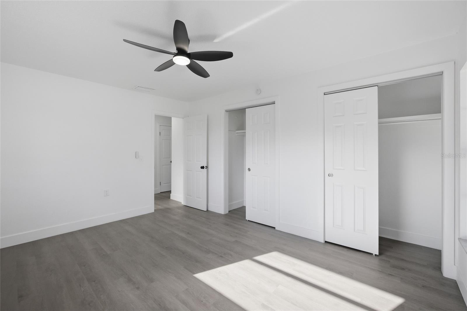 Image 16 of 33 For 1811 Driftwood Circle S