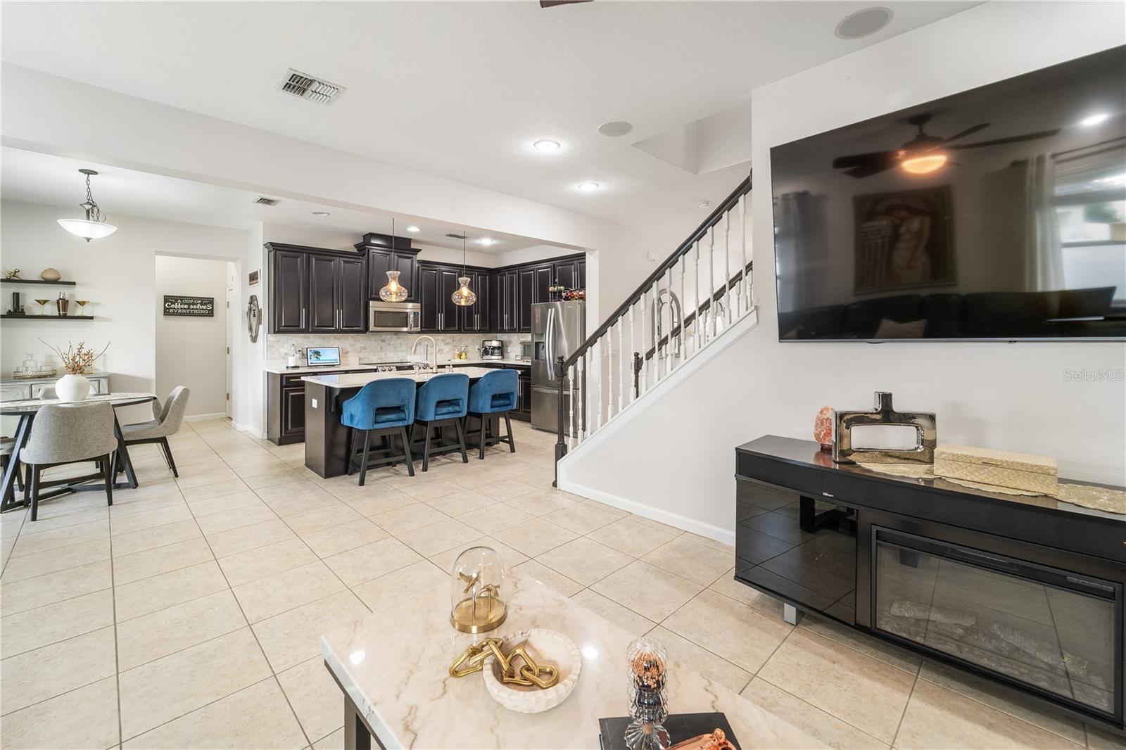 Image 23 of 50 For 12347 Streambed Drive