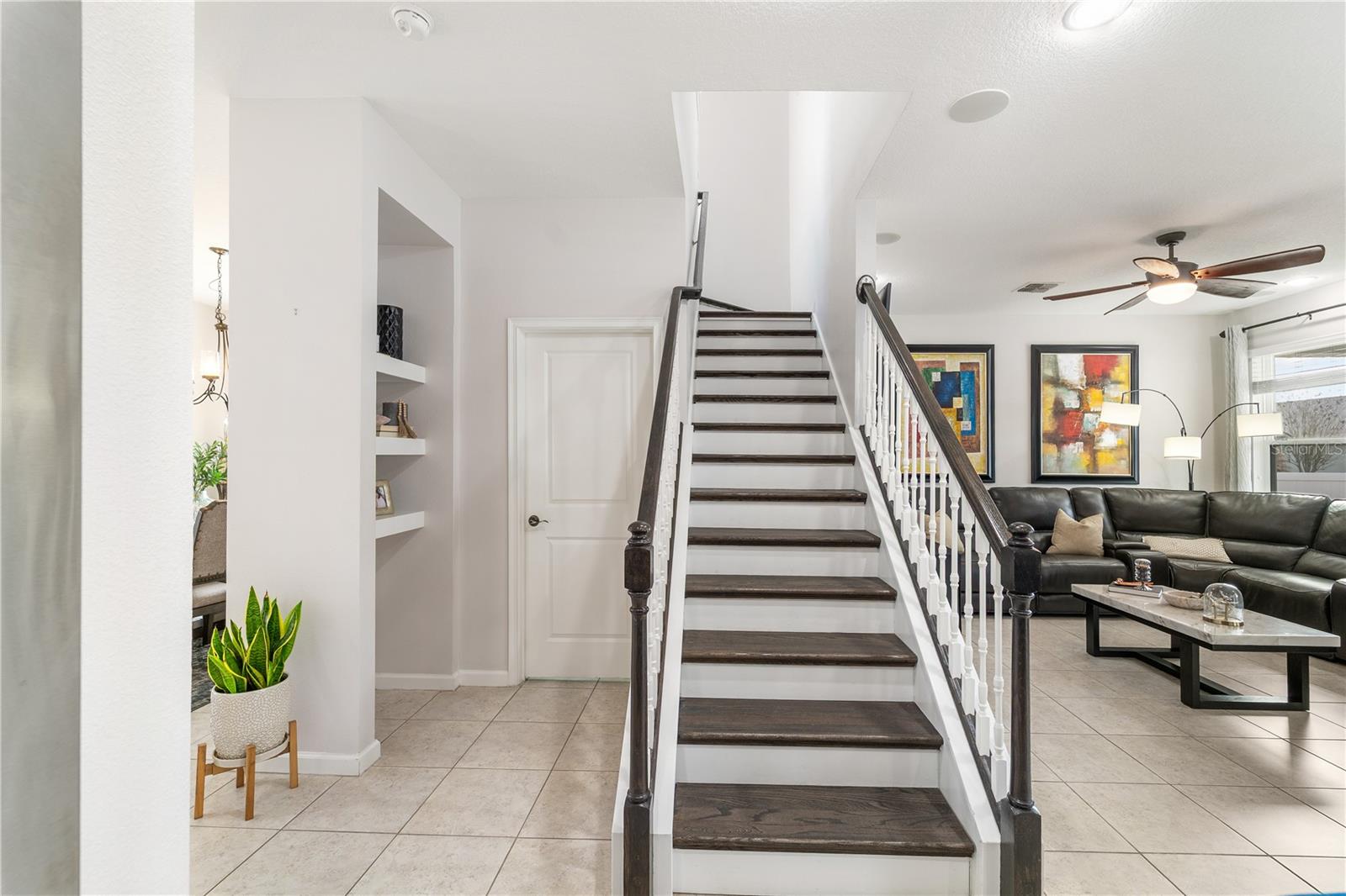 Image 27 of 50 For 12347 Streambed Drive