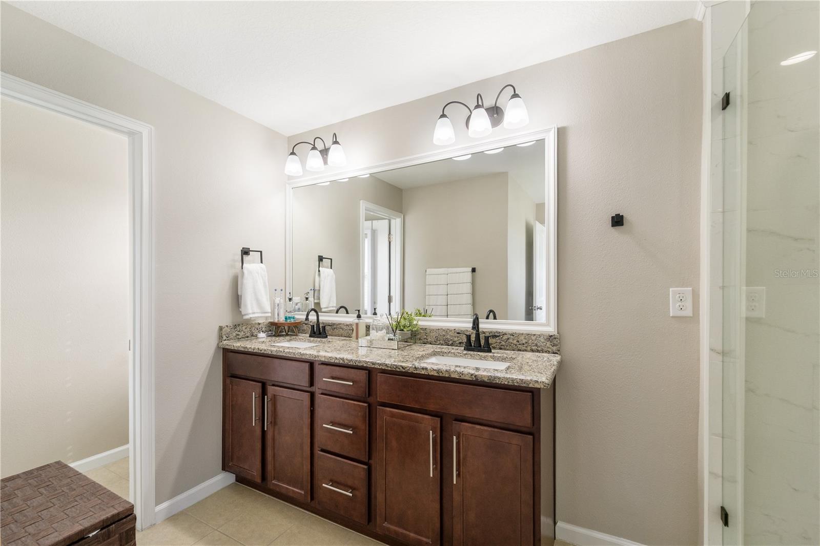 Image 31 of 50 For 12347 Streambed Drive