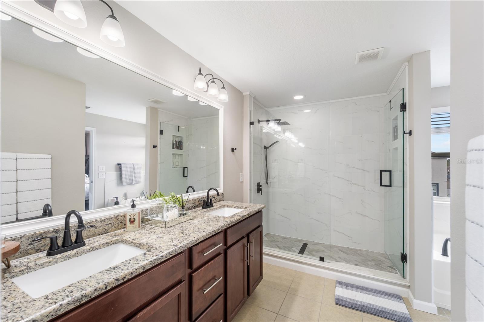 Image 33 of 50 For 12347 Streambed Drive