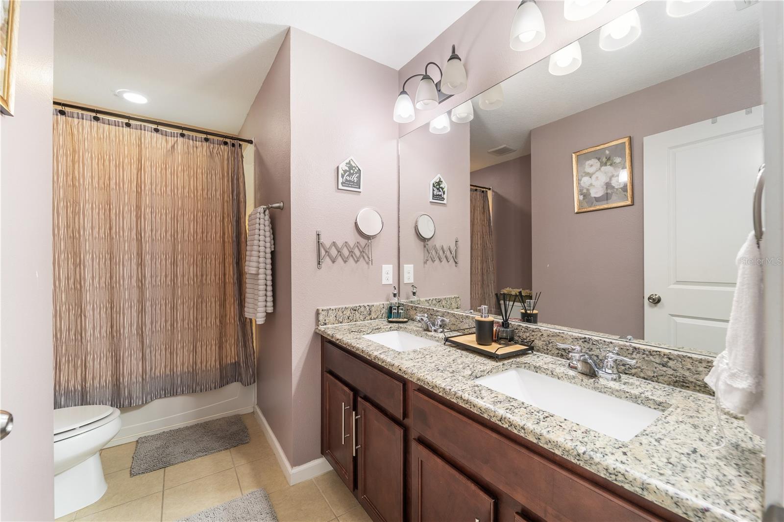 Image 35 of 50 For 12347 Streambed Drive