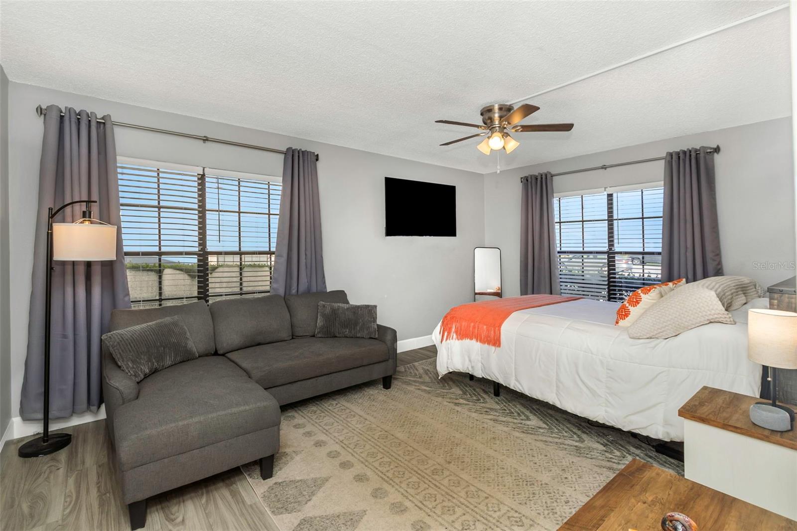 Image 14 of 50 For 3323 Crystal Court E B