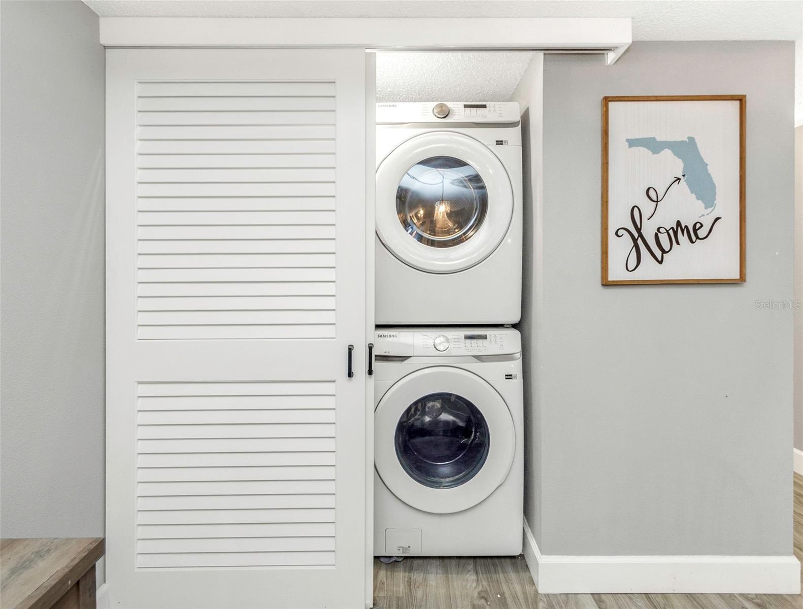 Image 31 of 50 For 3323 Crystal Court E B