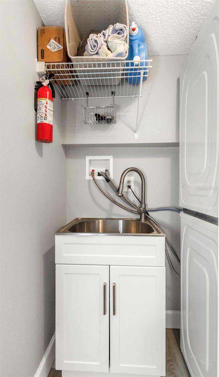 Image 32 of 50 For 3323 Crystal Court E B