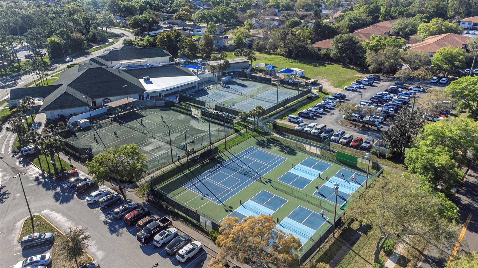 Image 42 of 50 For 3323 Crystal Court E B