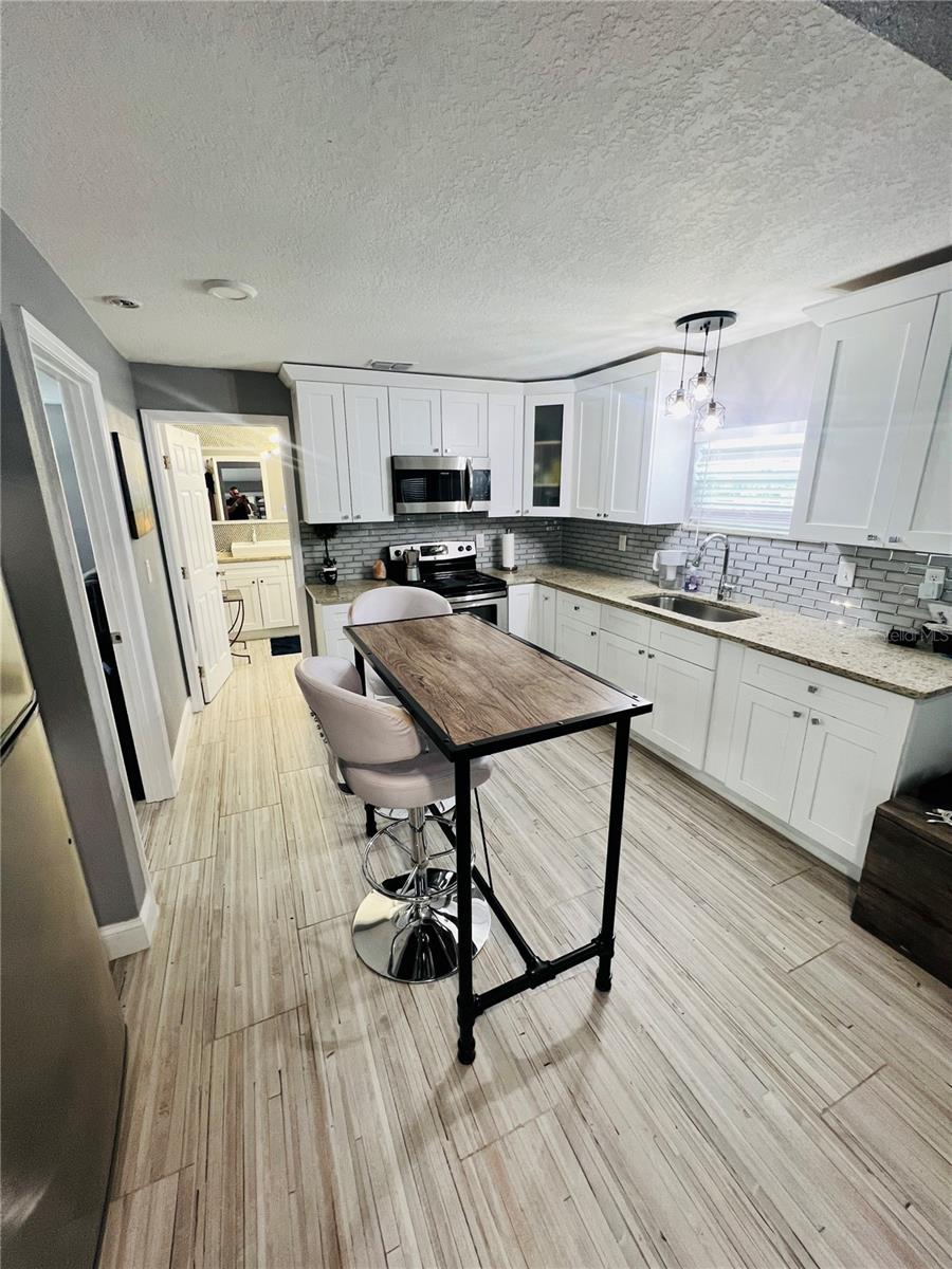 Image 10 of 16 For 7301 Dixon Avenue B