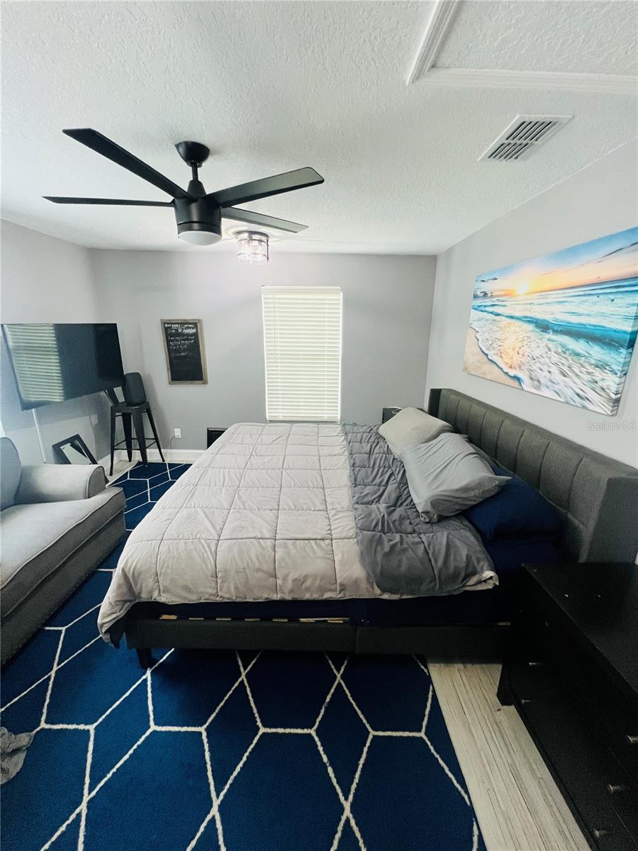 Image 12 of 16 For 7301 Dixon Avenue B