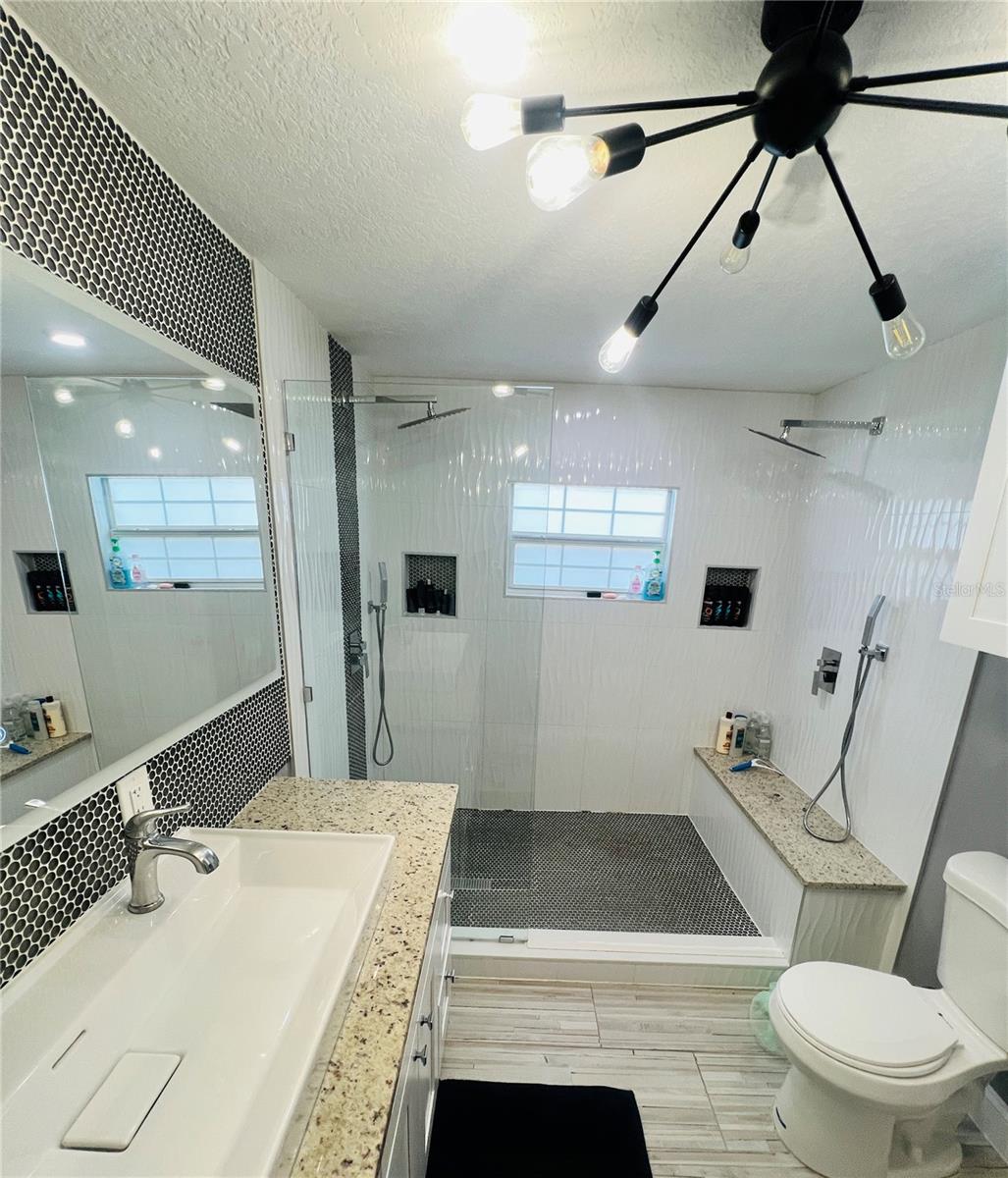 Image 14 of 16 For 7301 Dixon Avenue B