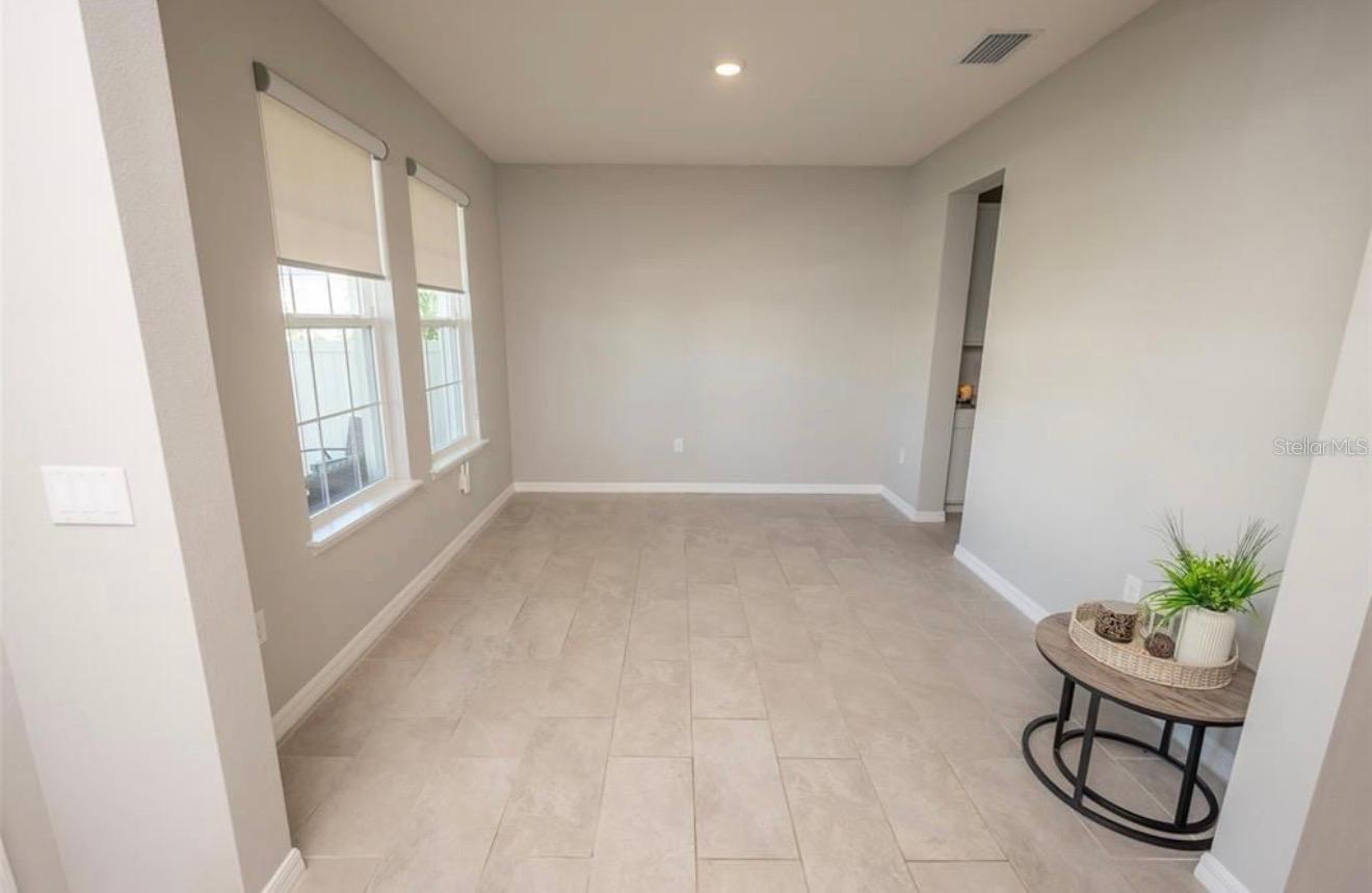 Image 6 of 35 For 3052 Living Coral Drive