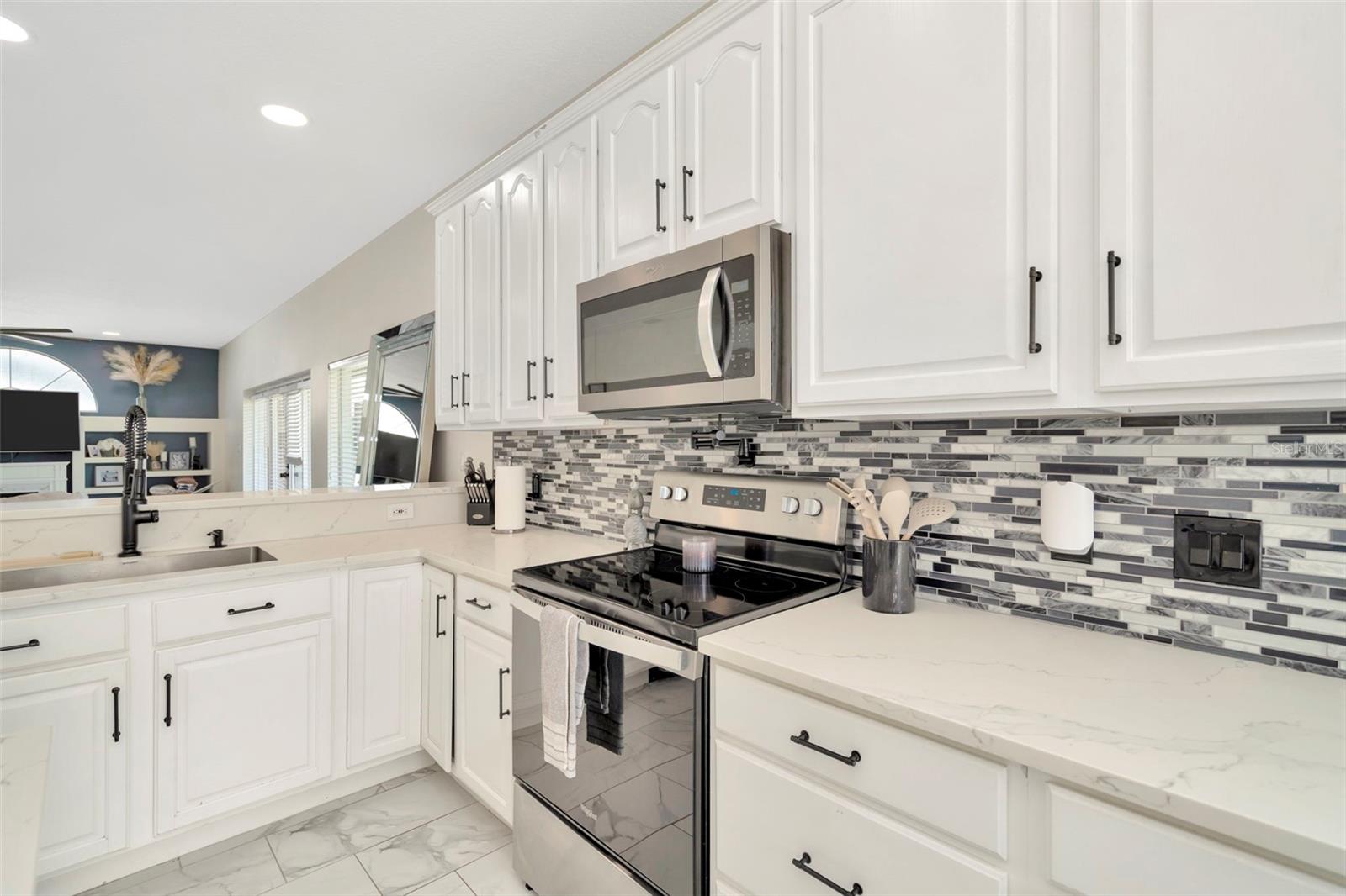 Image 16 of 38 For 4612 Netherwood Drive