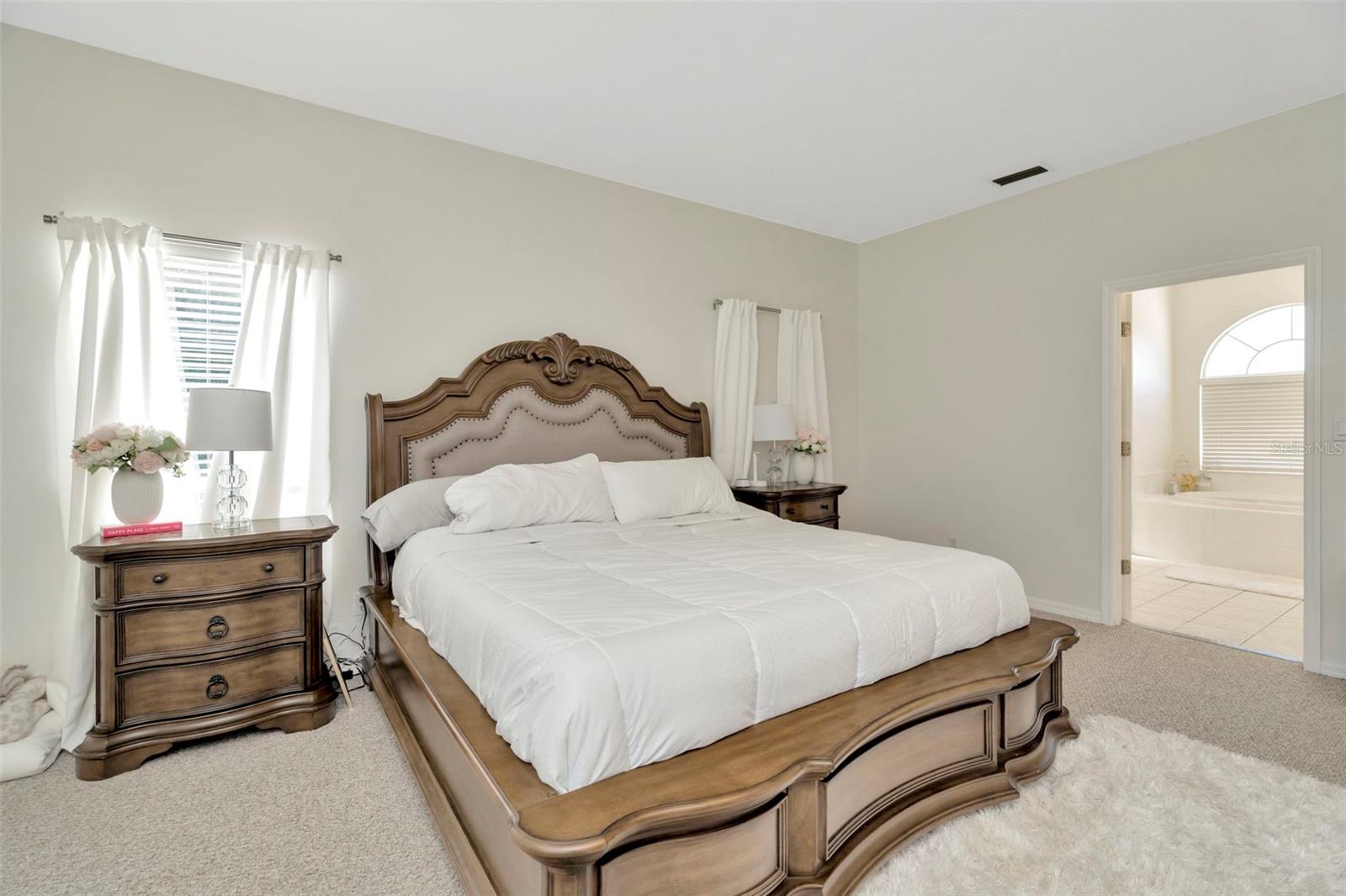 Image 27 of 38 For 4612 Netherwood Drive