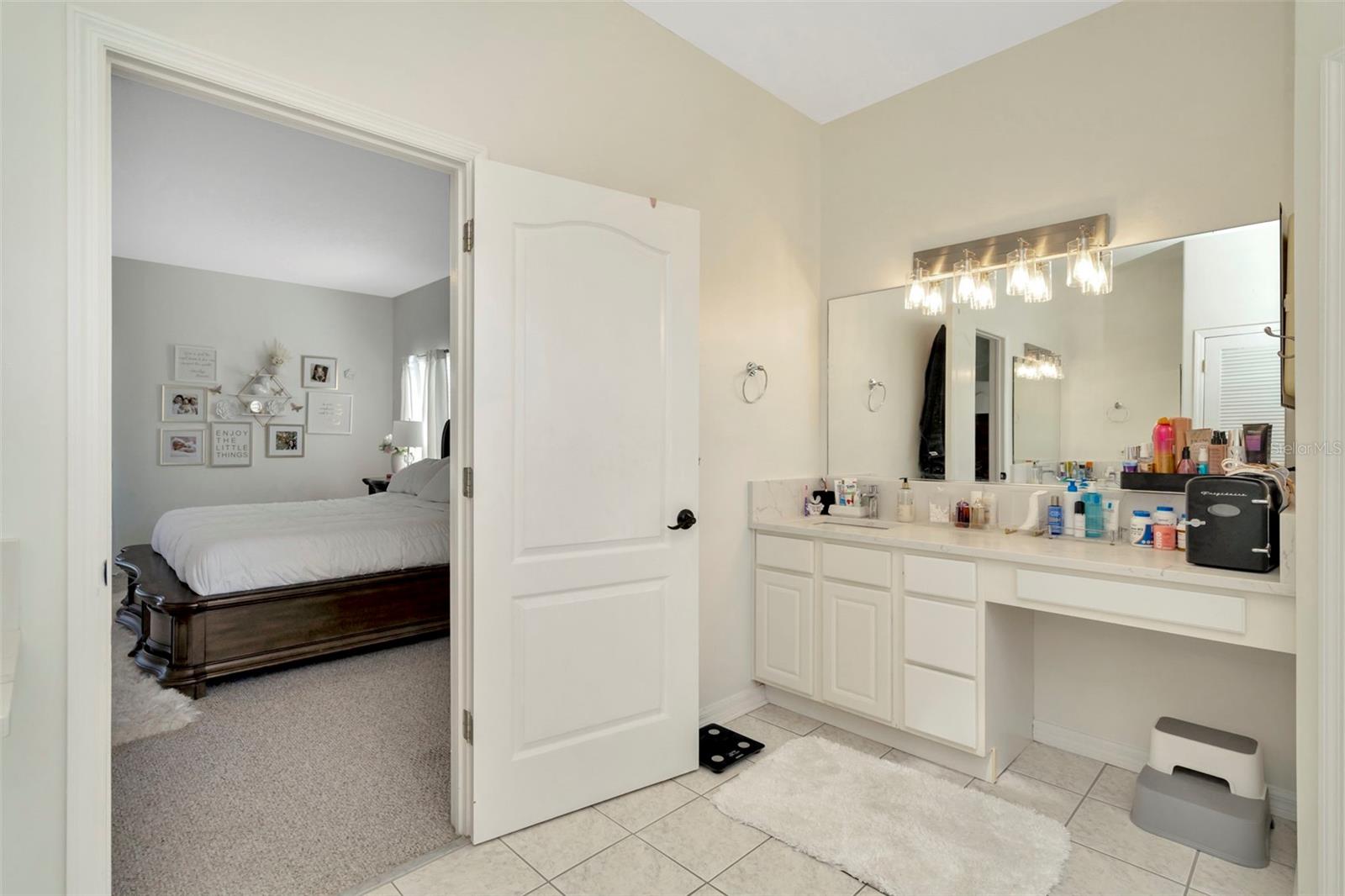 Image 32 of 38 For 4612 Netherwood Drive