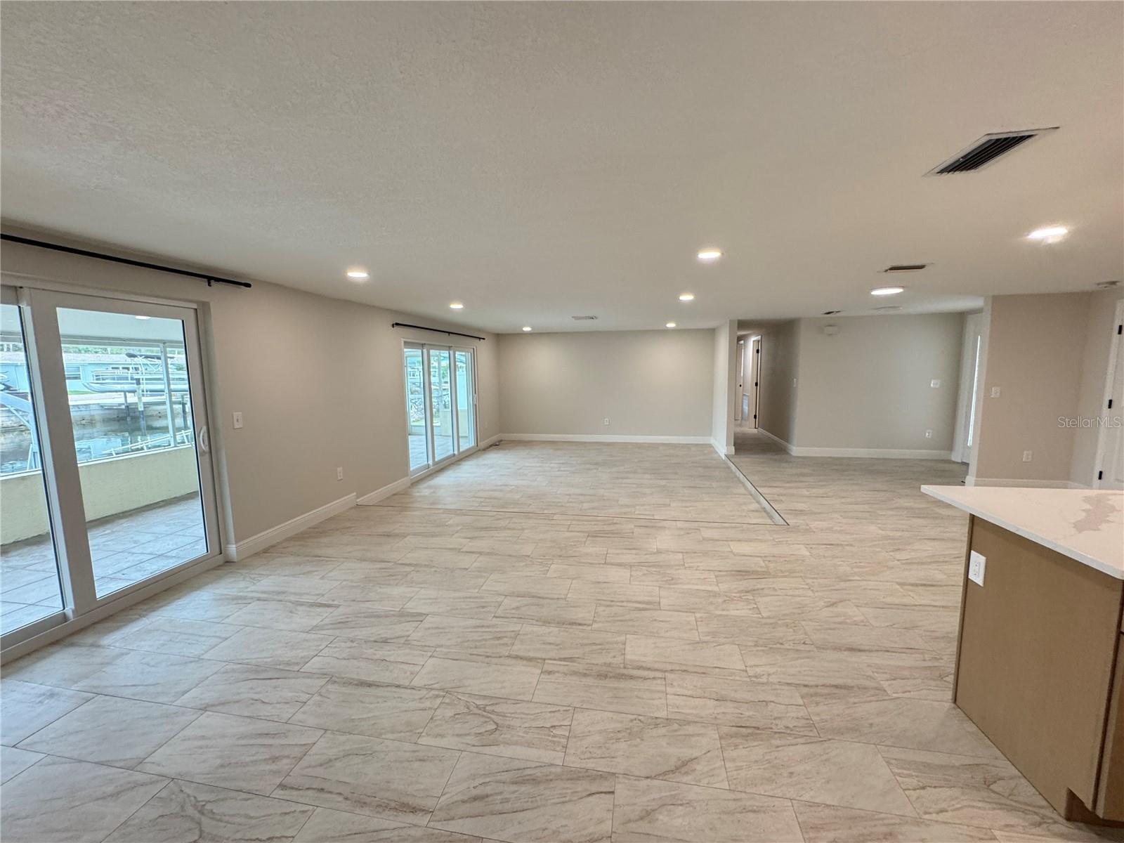 Image 10 of 25 For 4820 Shell Stream Boulevard