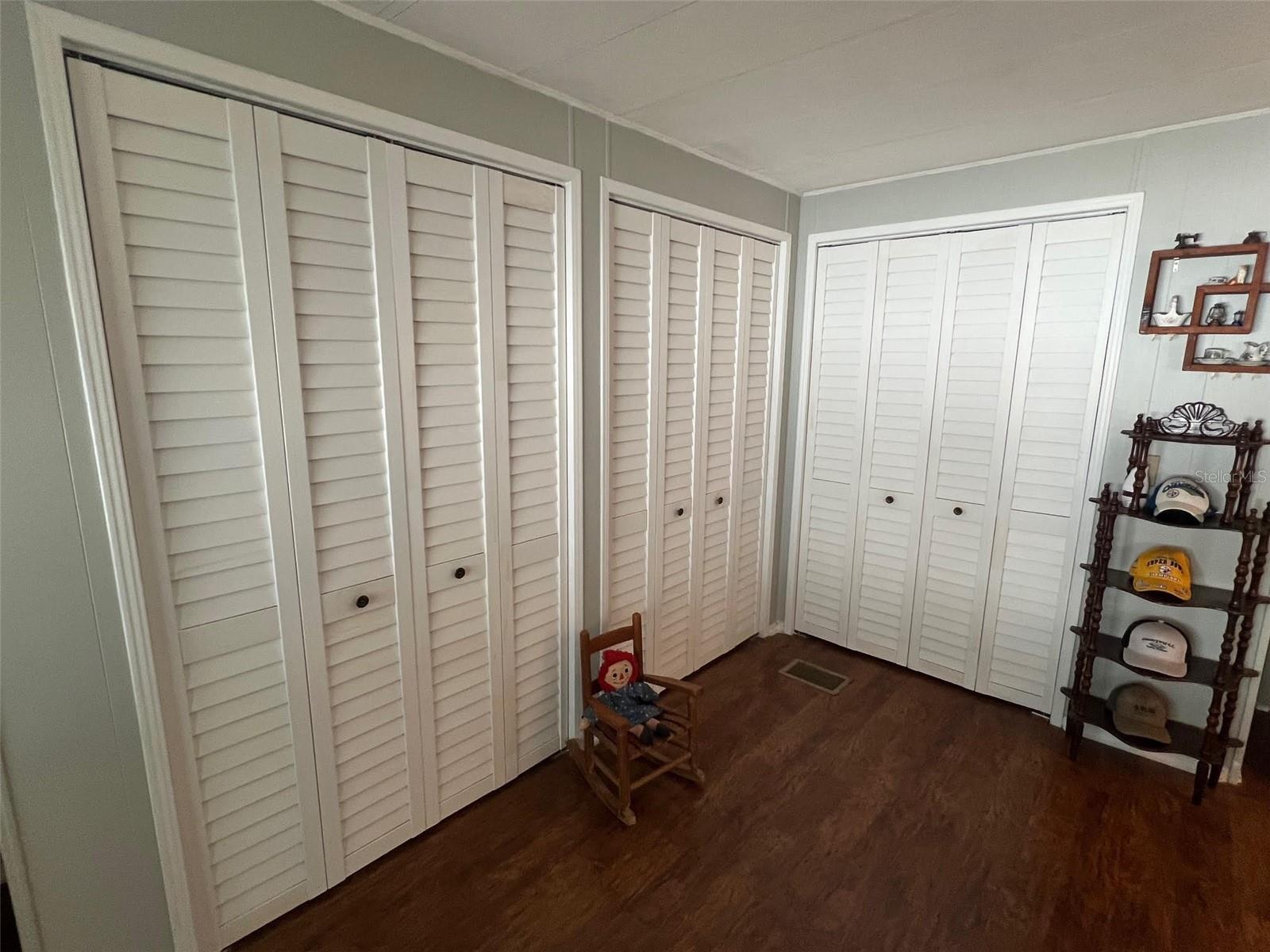 Listing photo id 28 for 29250 Us Highway 19 N 135