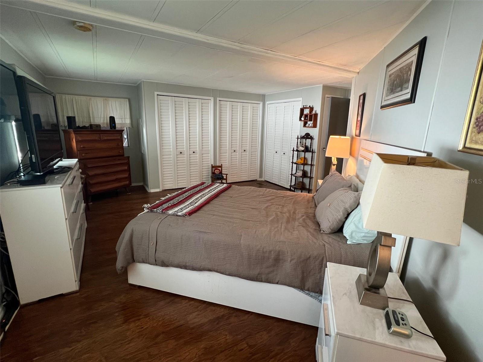 Listing photo id 29 for 29250 Us Highway 19 N 135