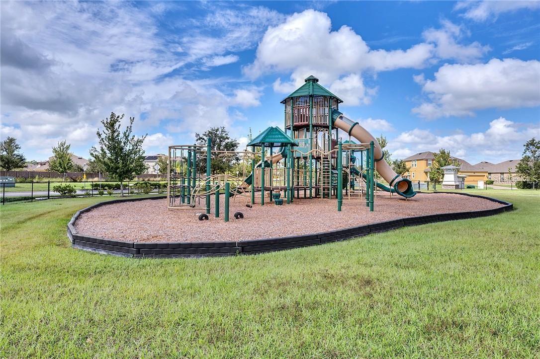 Image 39 of 45 For 1941 Milkweed Trace