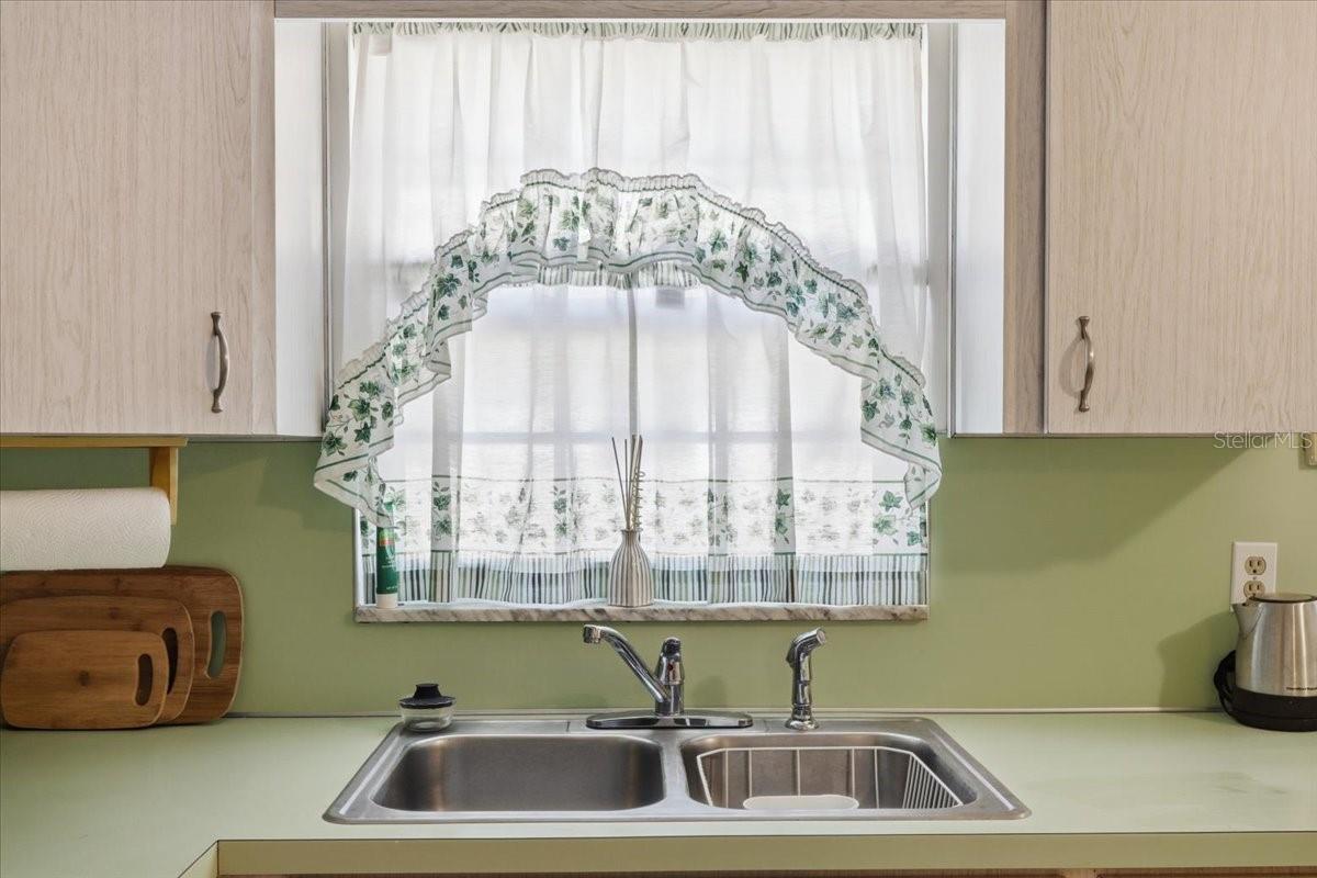 Image 14 of 39 For 7787 39th Terrace N 7787