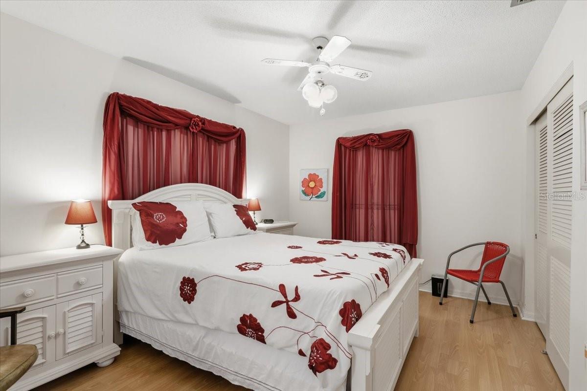 Image 16 of 39 For 7787 39th Terrace N 7787