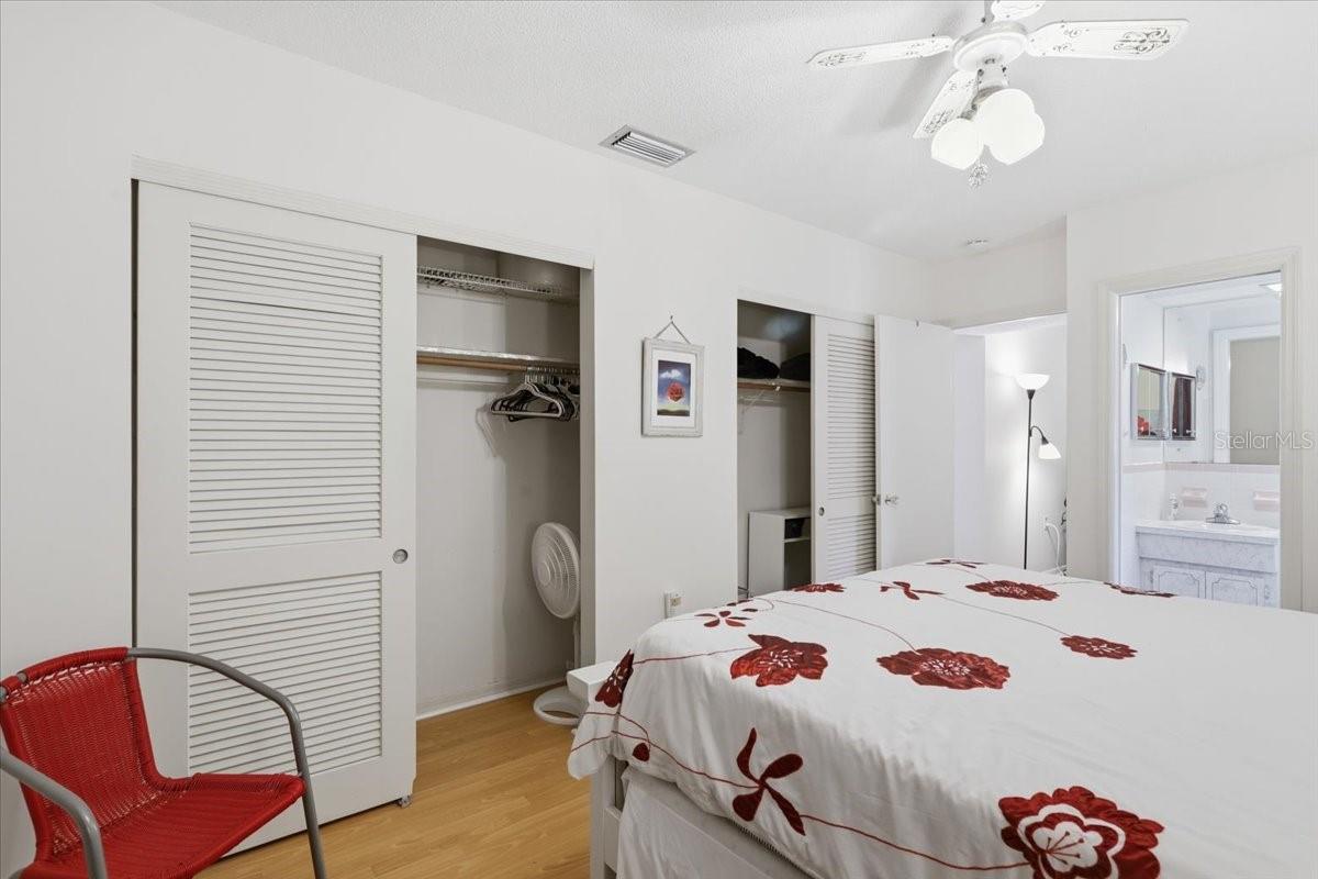 Image 17 of 39 For 7787 39th Terrace N 7787