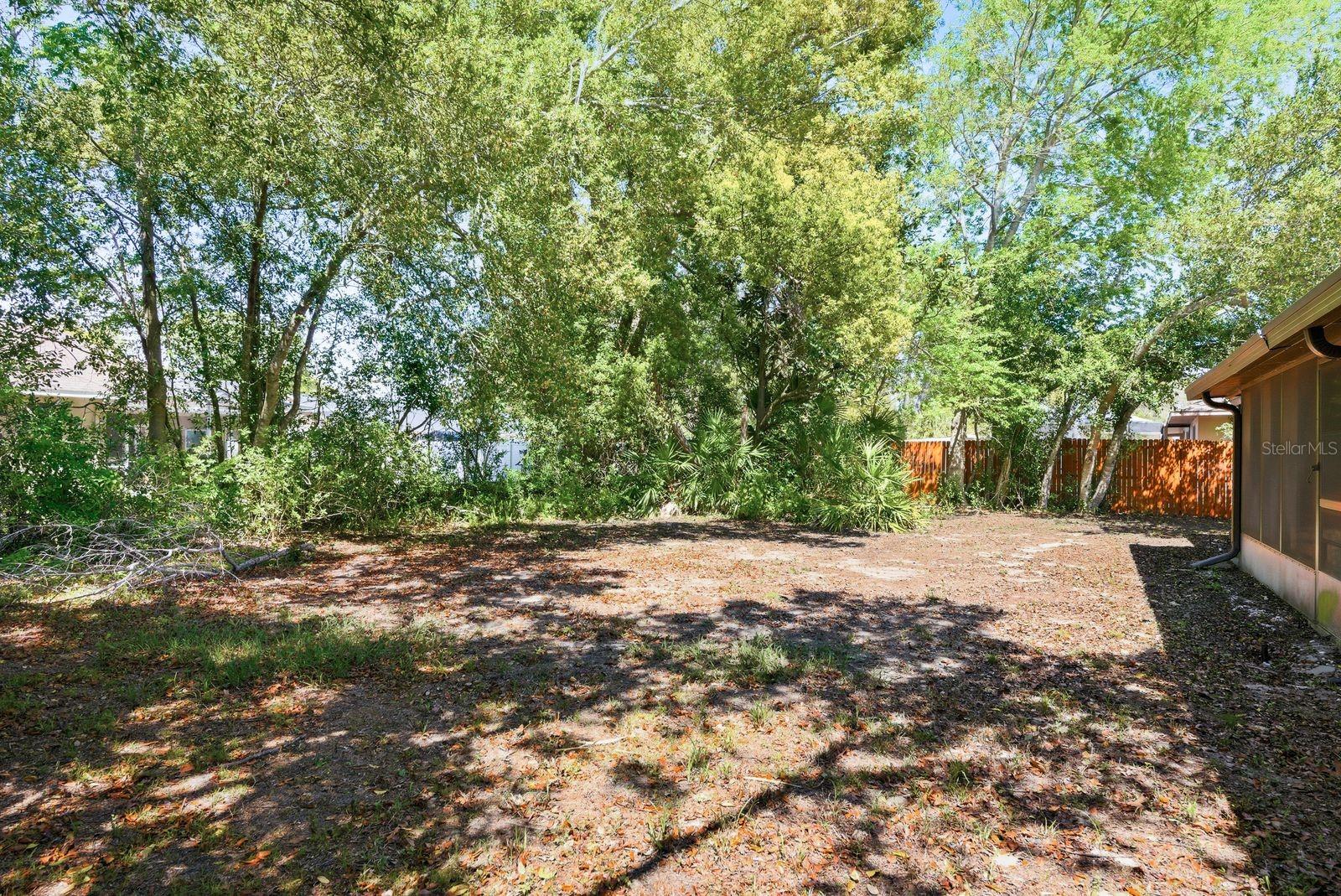 Image 26 of 27 For 10369 Dunkirk Road