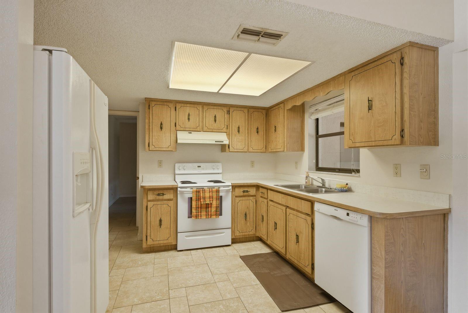 Image 7 of 27 For 10369 Dunkirk Road