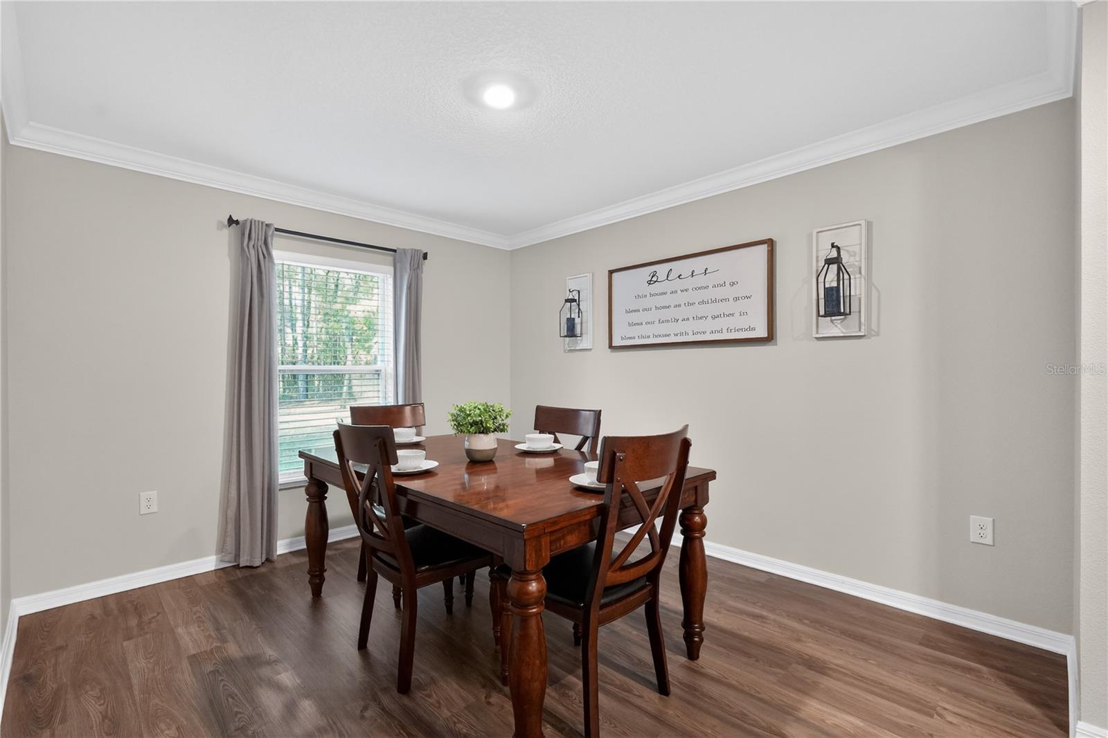 Image 12 of 30 For 10058 Athenia Drive