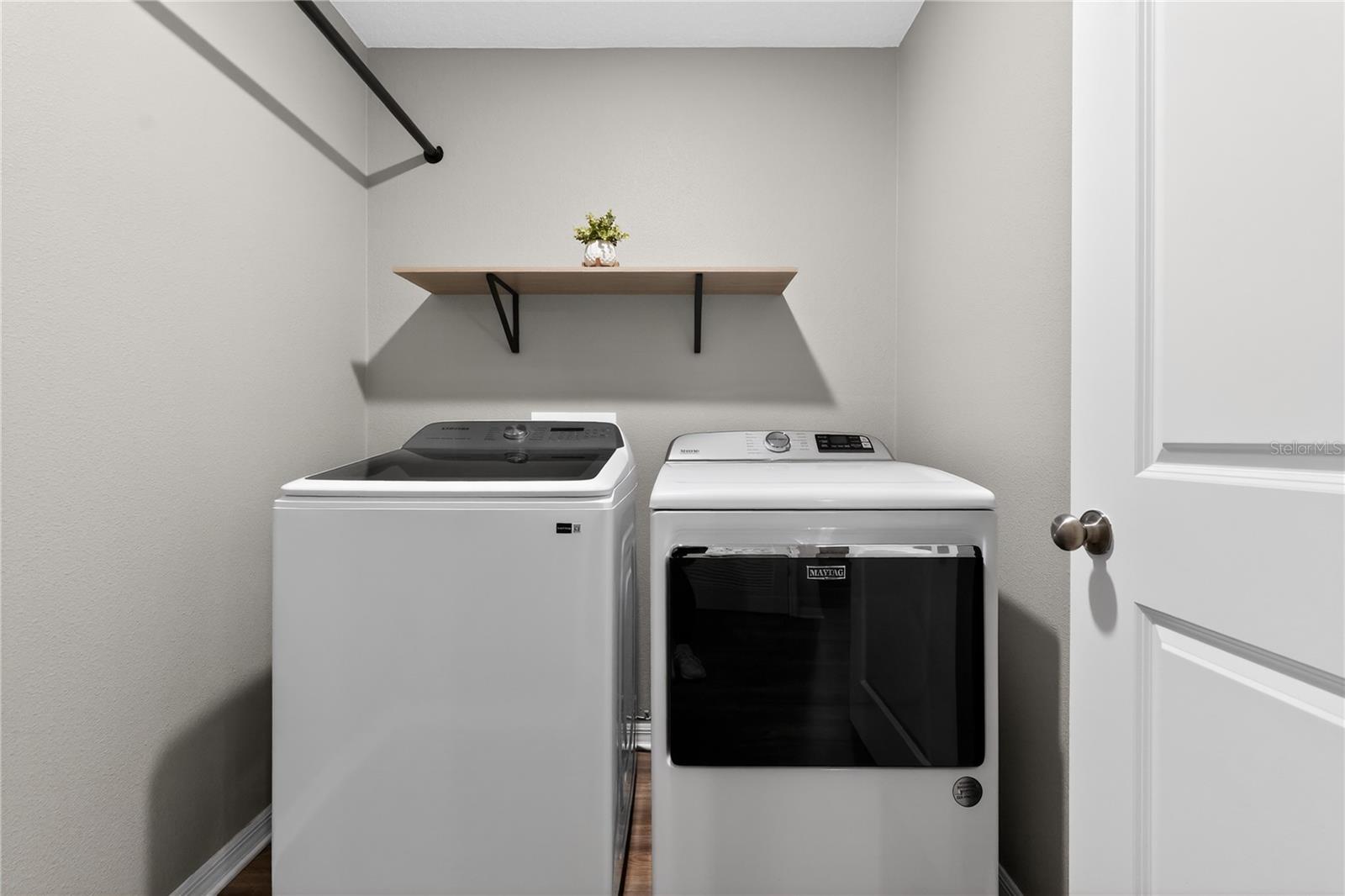 Image 22 of 30 For 10058 Athenia Drive