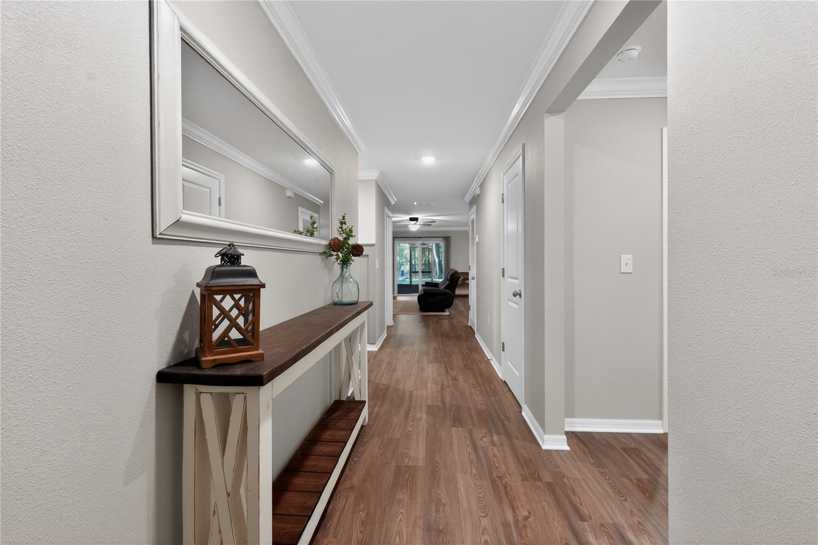 Image 6 of 30 For 10058 Athenia Drive