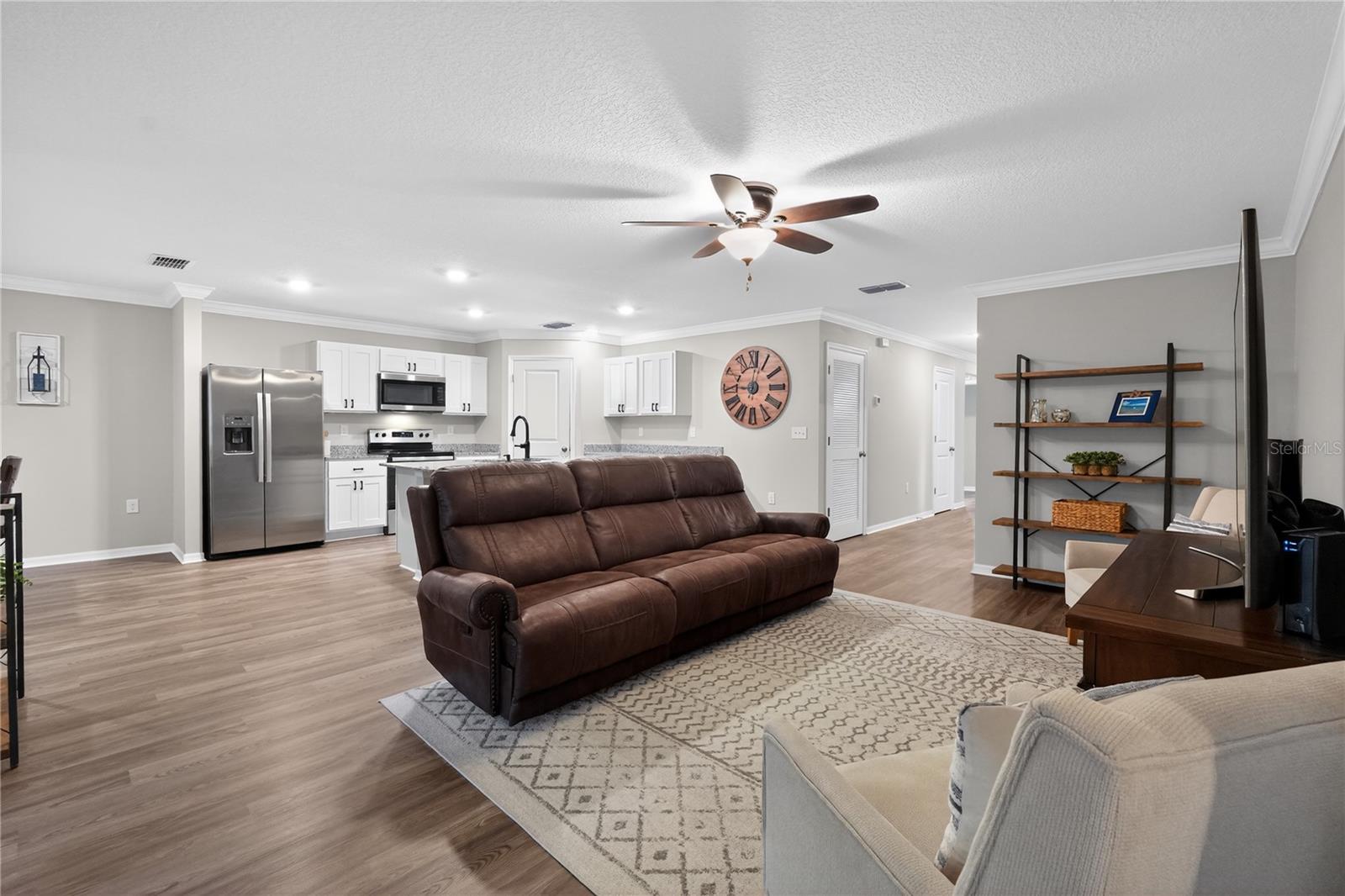 Image 8 of 30 For 10058 Athenia Drive