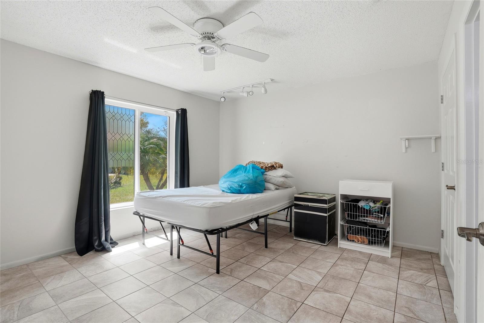 Image 14 of 28 For 4016 103rd Ave