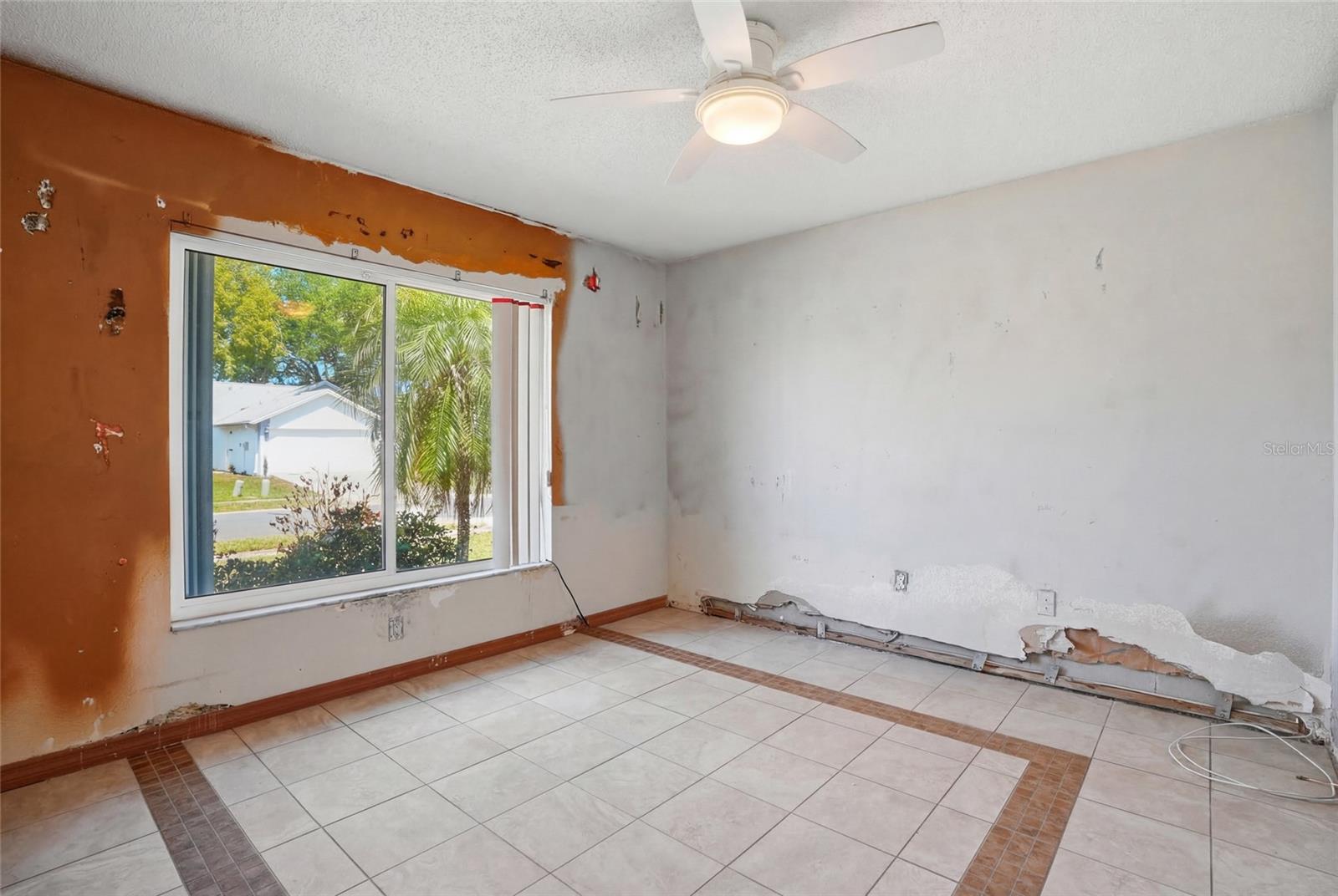 Image 18 of 28 For 4016 103rd Ave