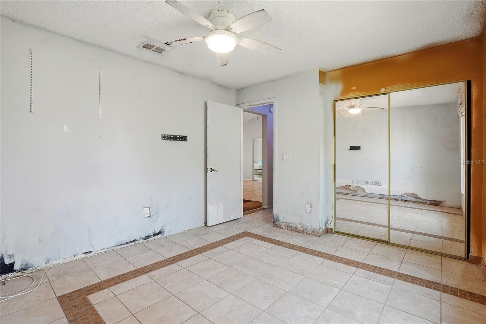 Image 19 of 28 For 4016 103rd Ave