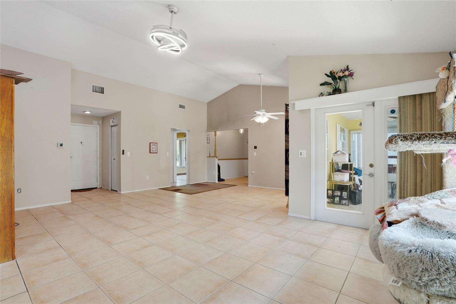 Image 5 of 28 For 4016 103rd Ave