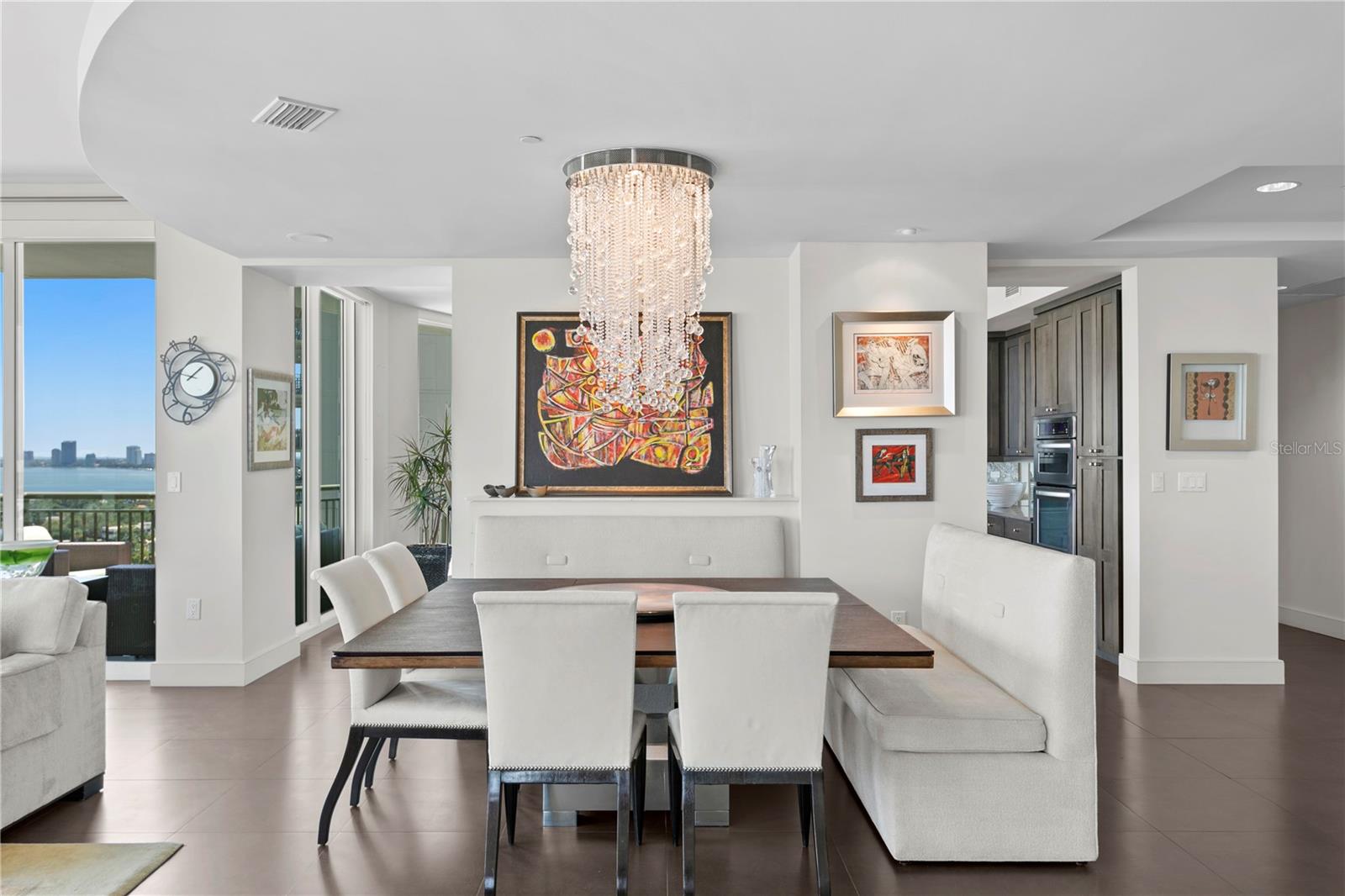 Image 9 of 52 For 450 Knights Run Avenue 1704