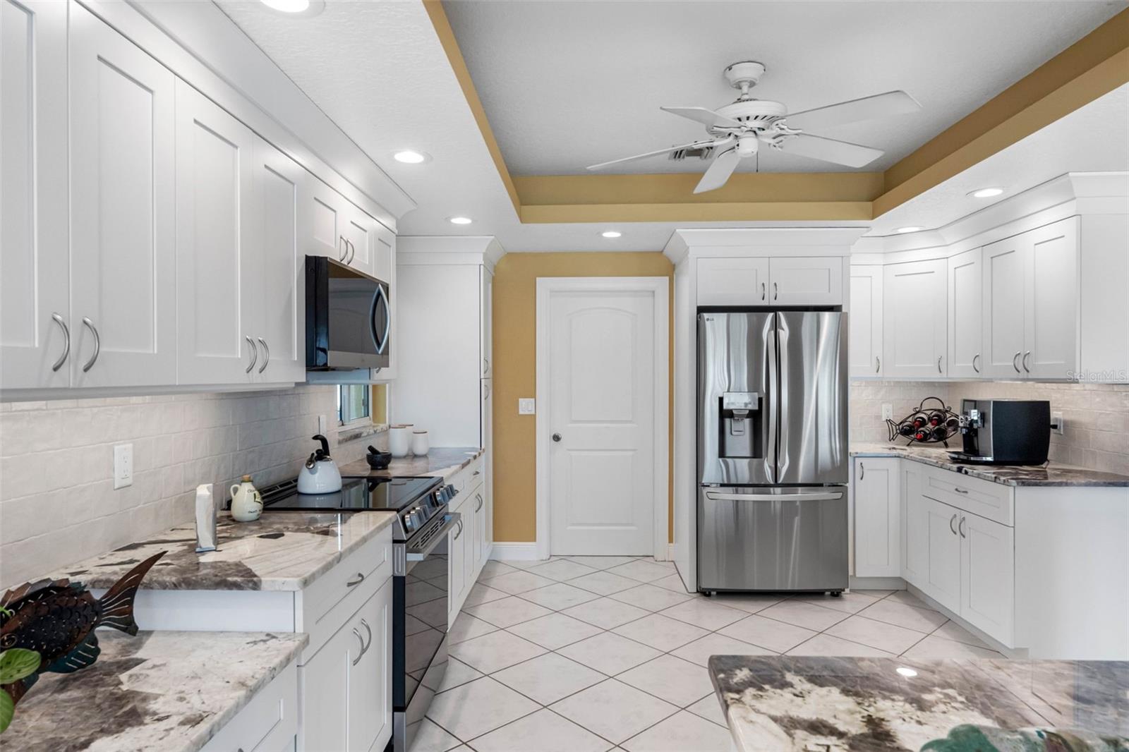 Image 26 of 79 For 11260 5th Street E