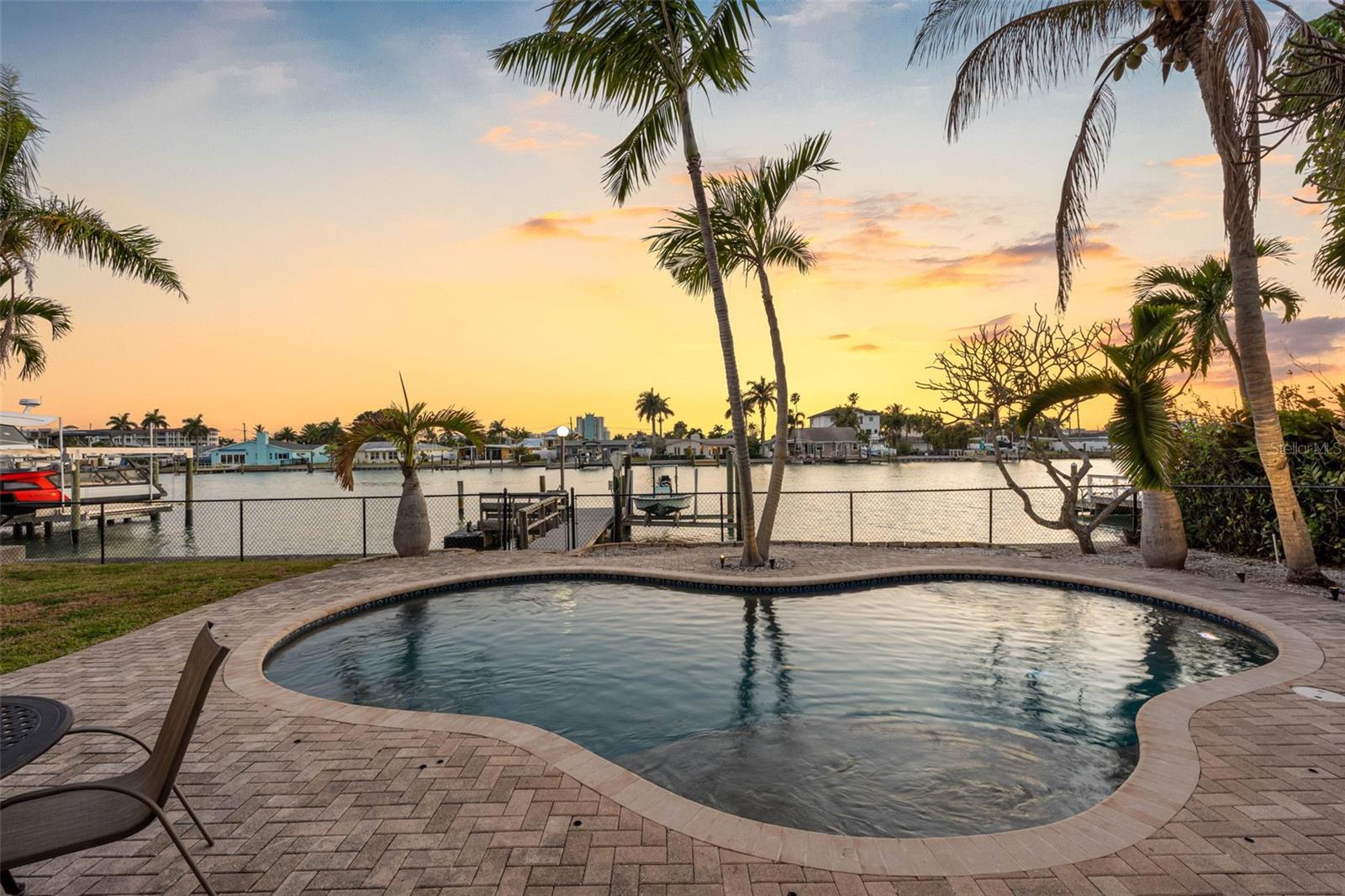 Image 73 of 79 For 11260 5th Street E