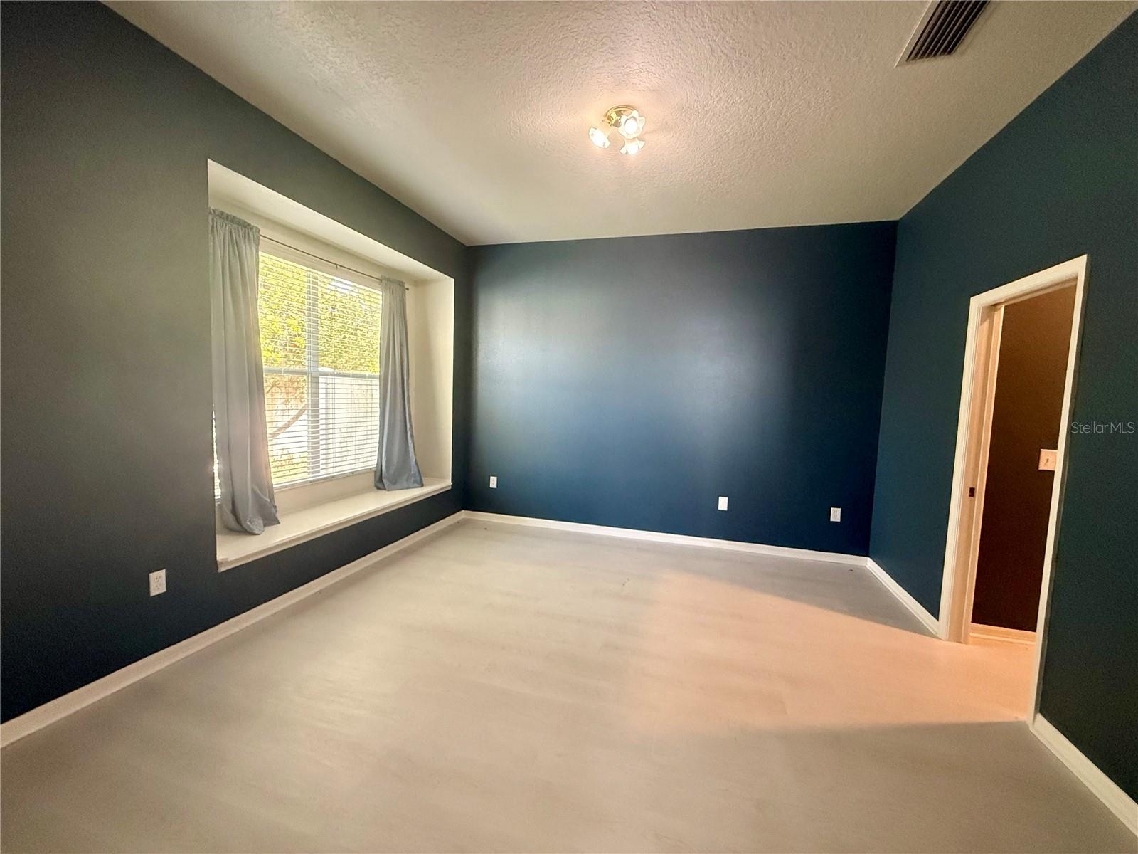 Image 13 of 20 For 31819 Blythewood Way