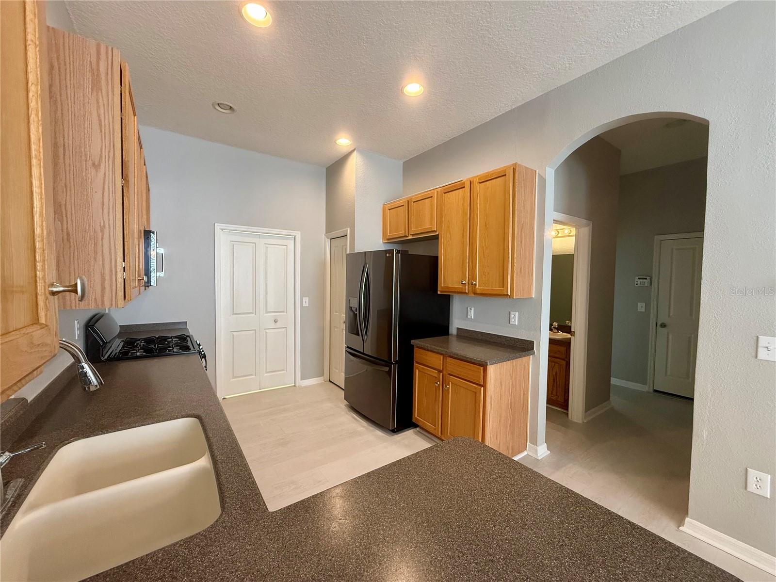 Image 8 of 20 For 31819 Blythewood Way