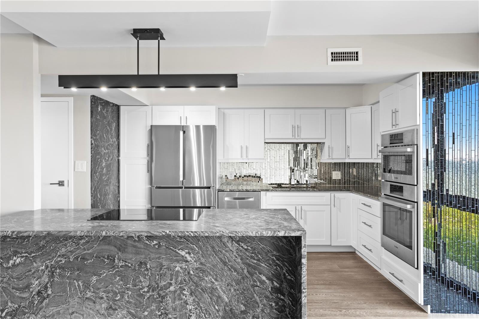 Image 12 of 46 For 3301 Bayshore Boulevard 806c