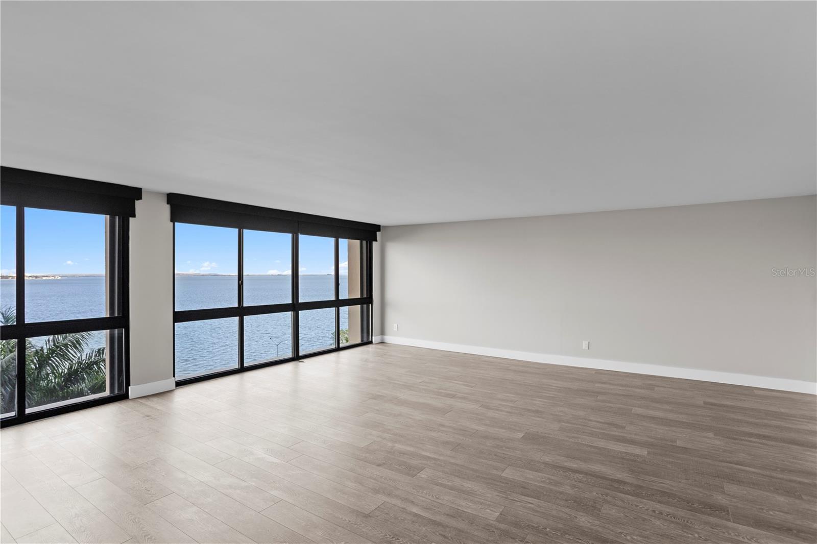 Image 15 of 46 For 3301 Bayshore Boulevard 806c