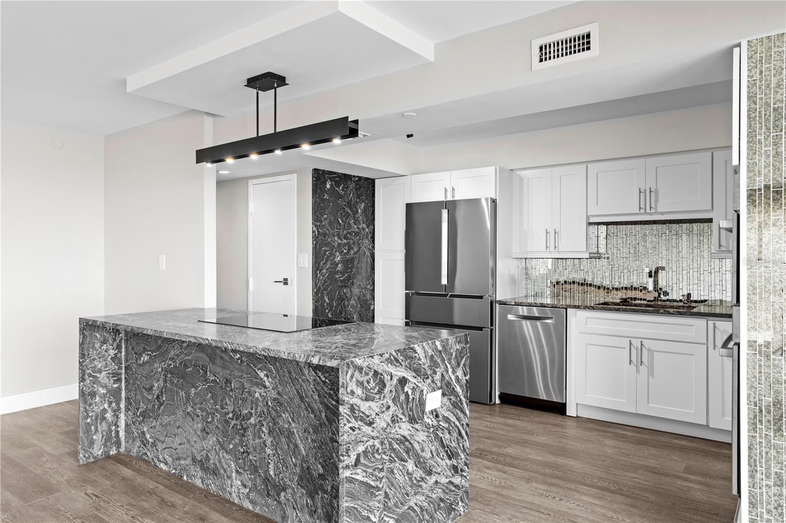 Image 8 of 46 For 3301 Bayshore Boulevard 806c