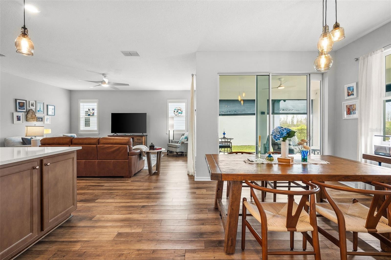 Listing photo id 30 for 19469 Sea Glass Circle