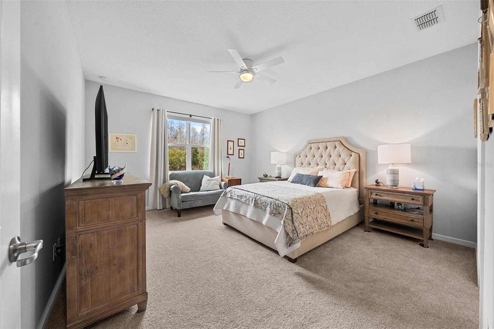 Listing photo id 31 for 19469 Sea Glass Circle