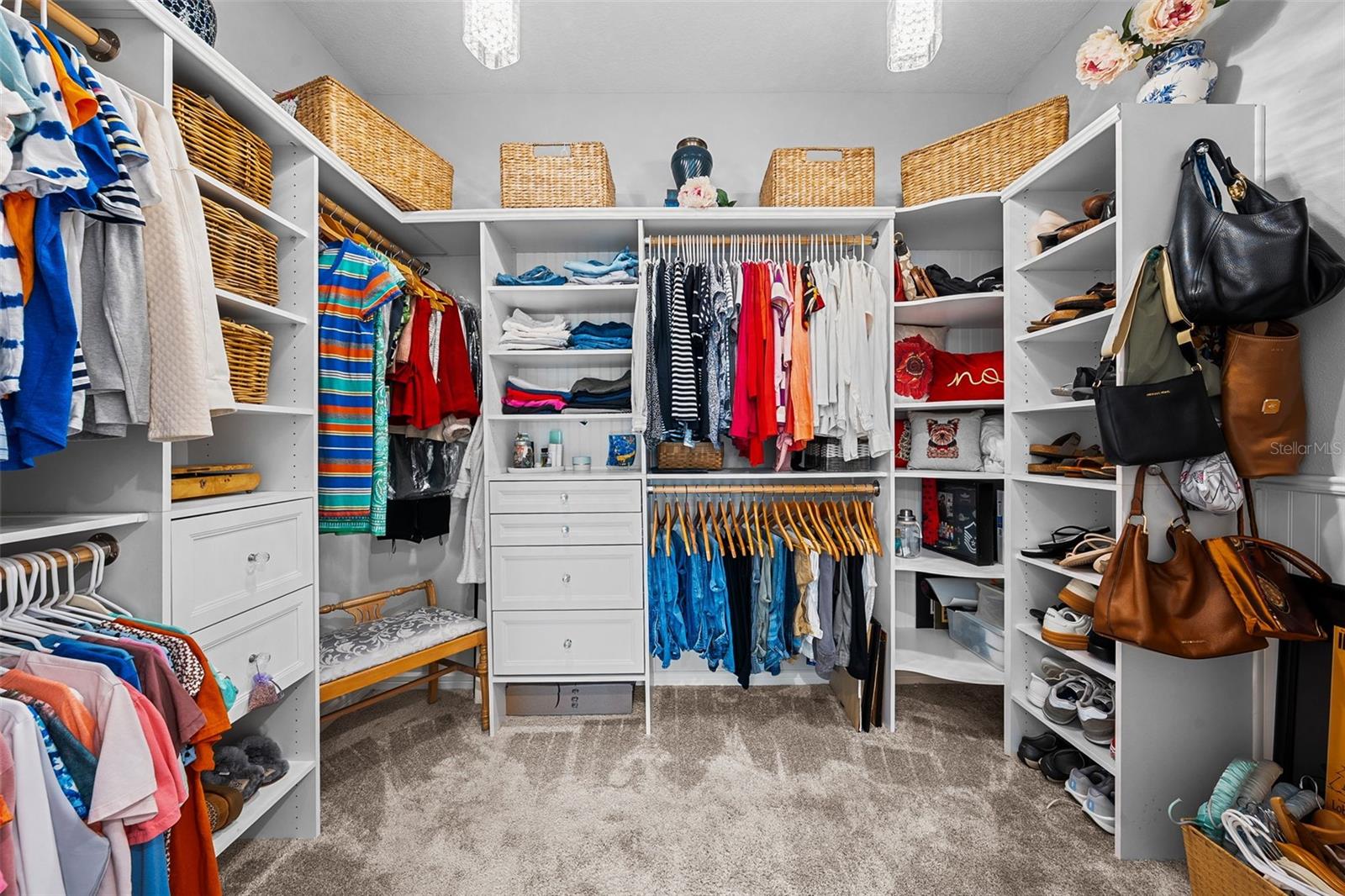 Listing photo id 38 for 19469 Sea Glass Circle