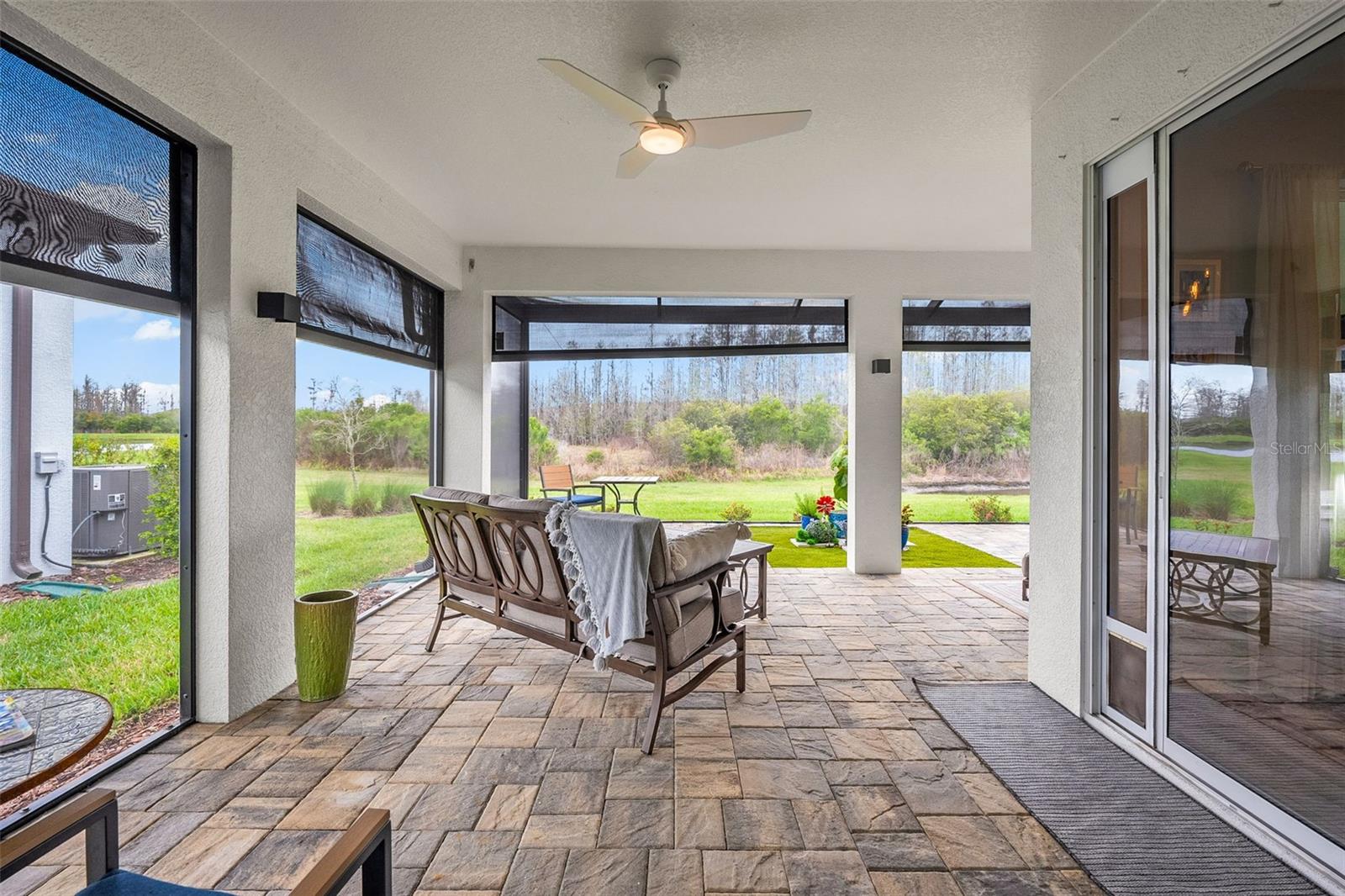 Listing photo id 40 for 19469 Sea Glass Circle