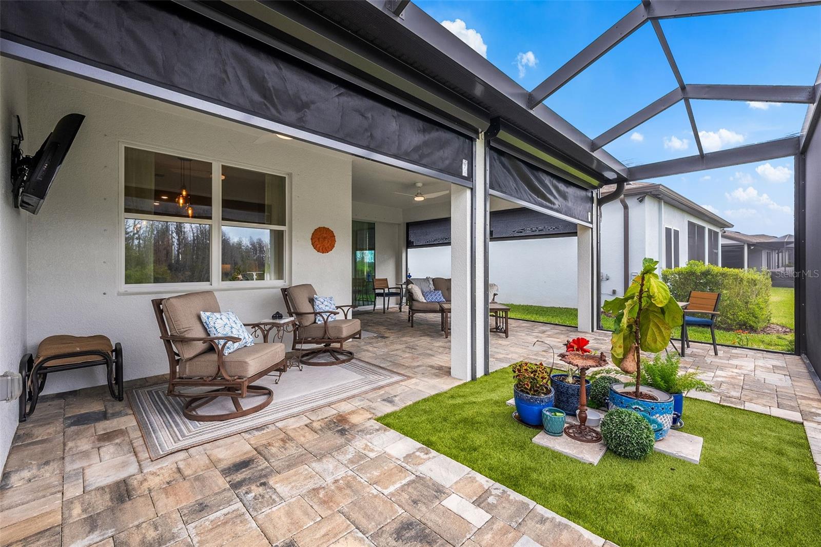 Listing photo id 44 for 19469 Sea Glass Circle