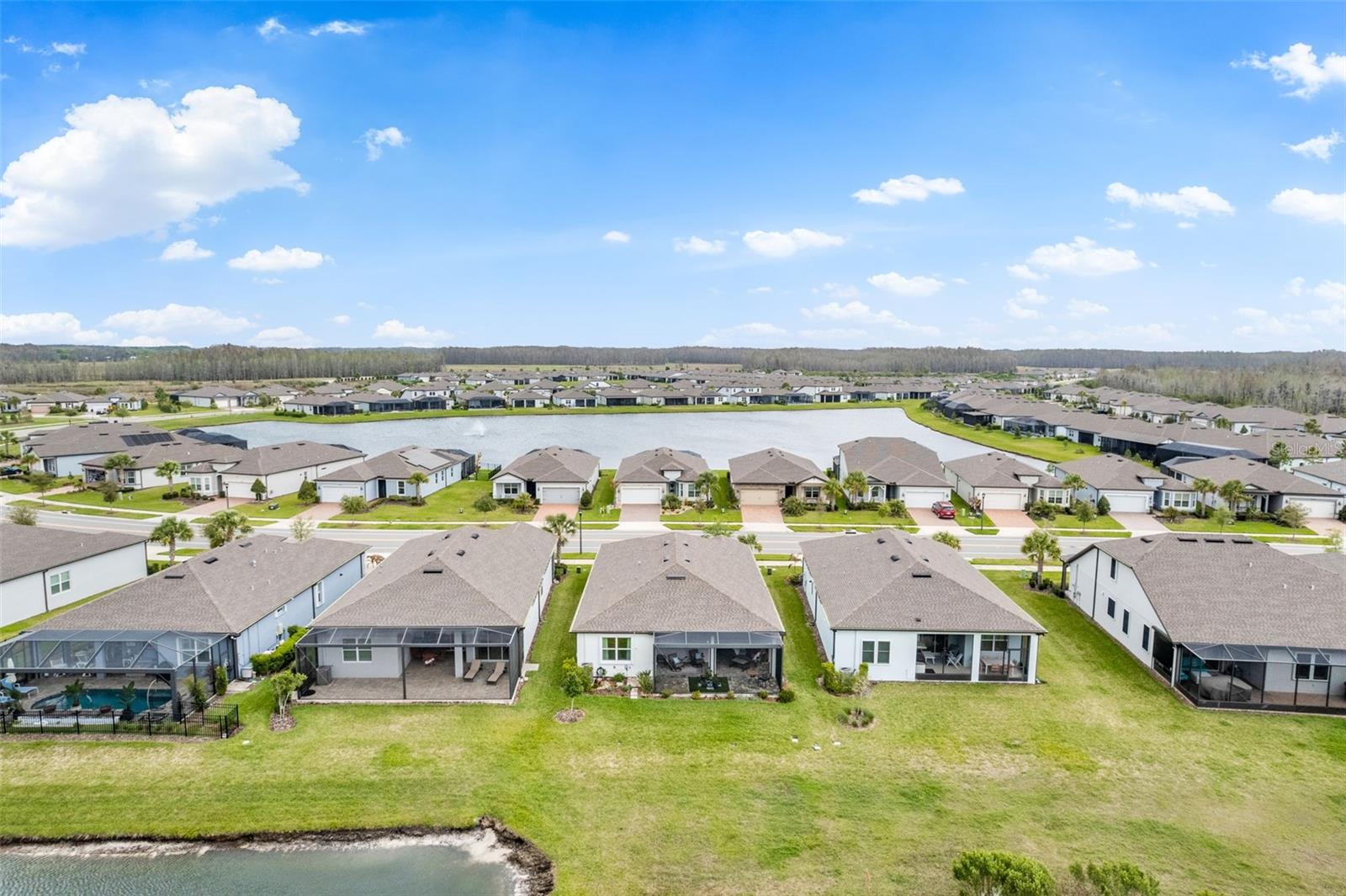 Listing photo id 47 for 19469 Sea Glass Circle