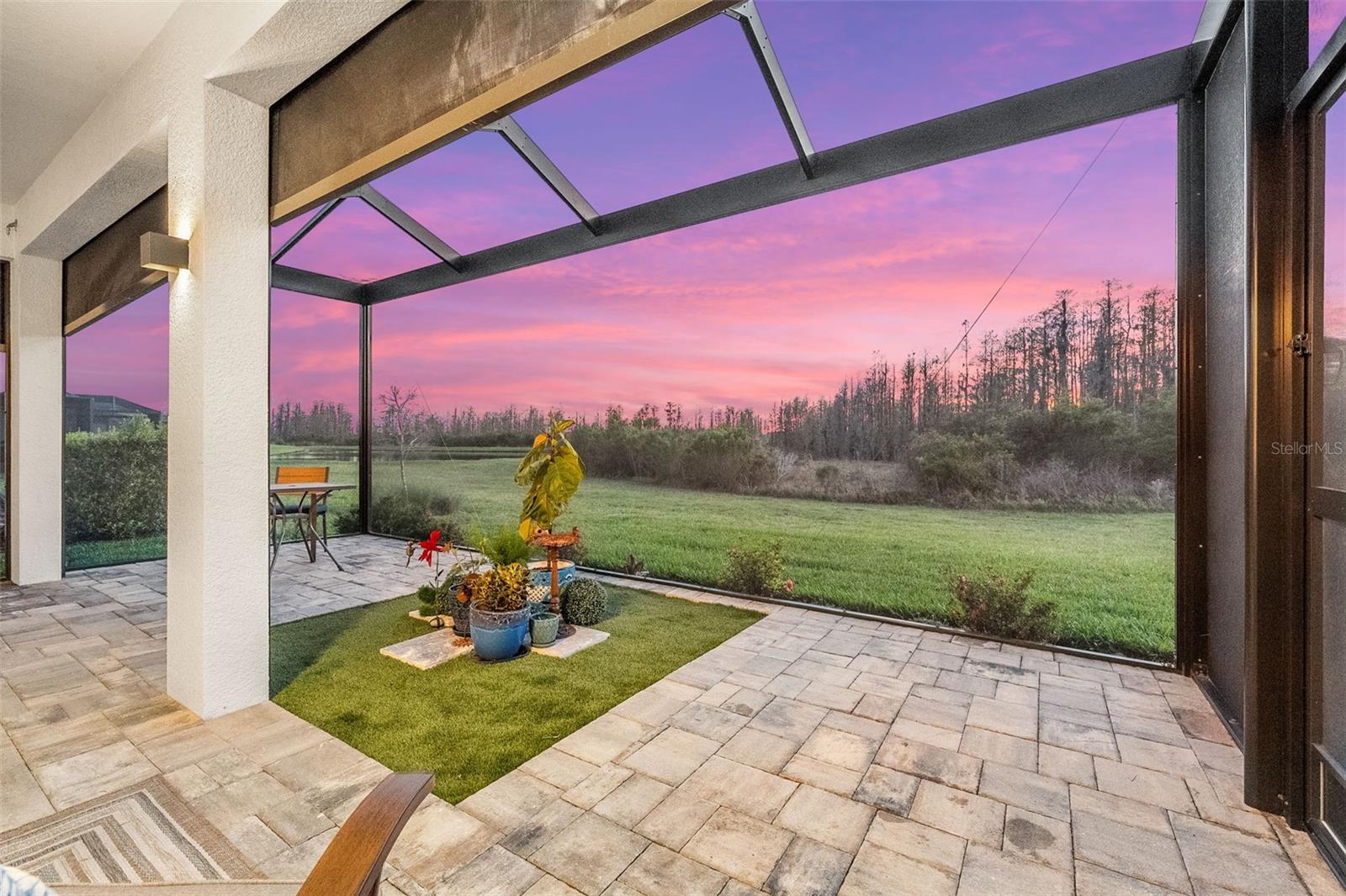 Listing photo id 49 for 19469 Sea Glass Circle