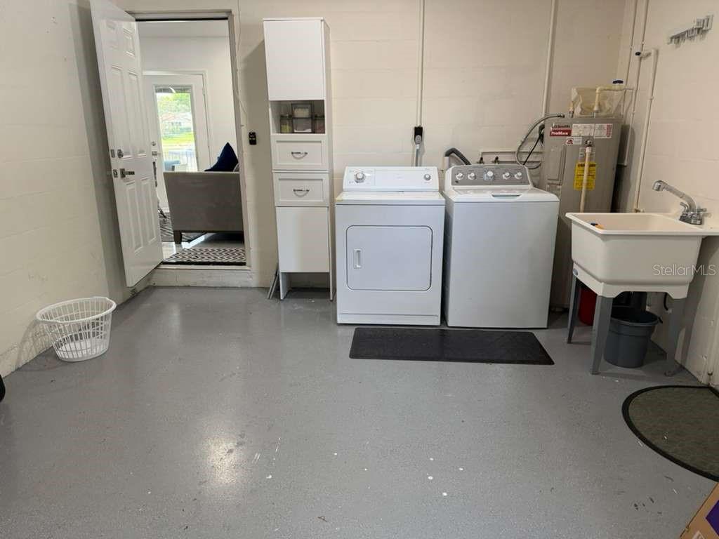 Image 39 of 42 For 13216 Forest Hills Drive